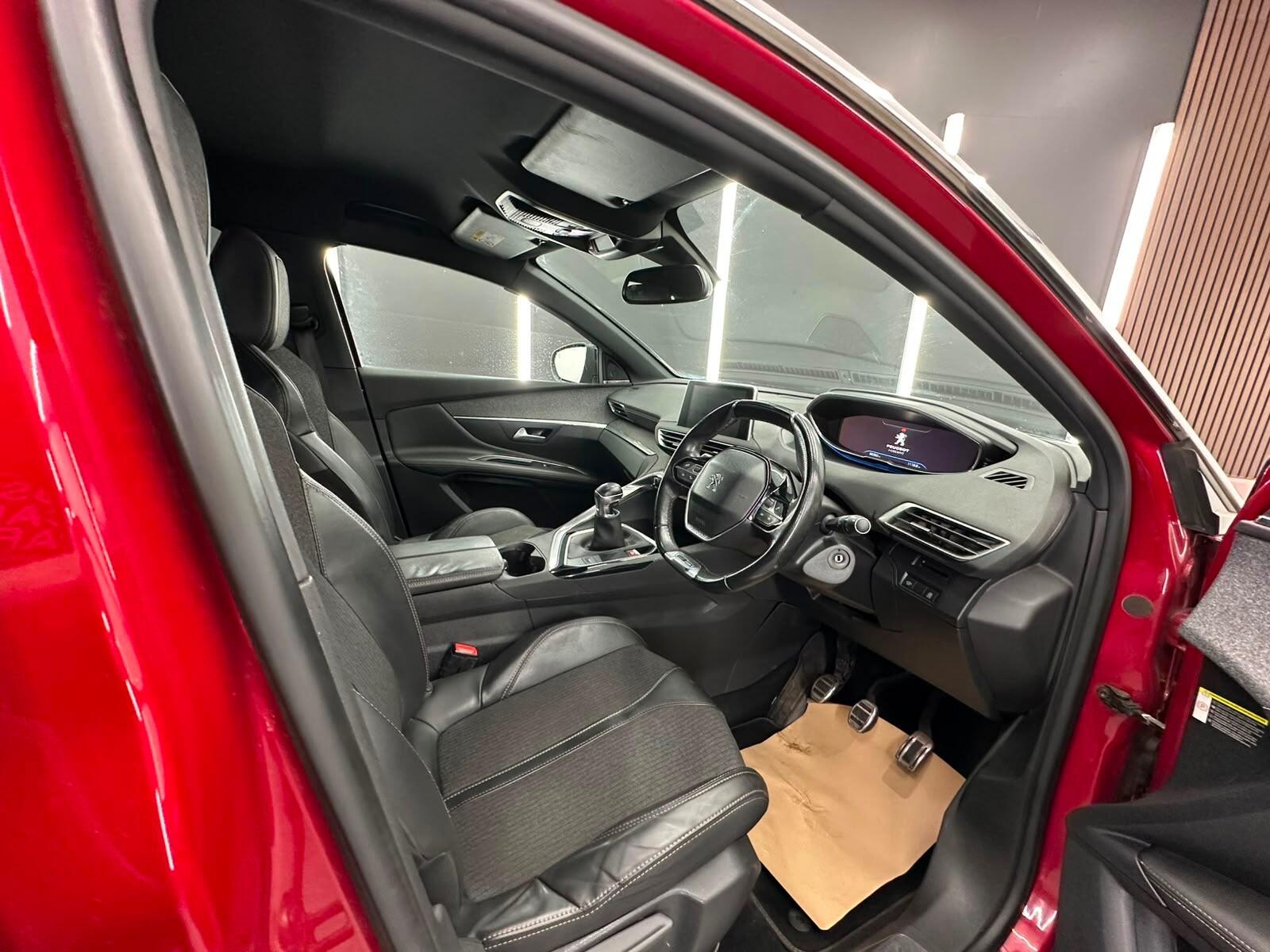 Peugeot 3008 view 19