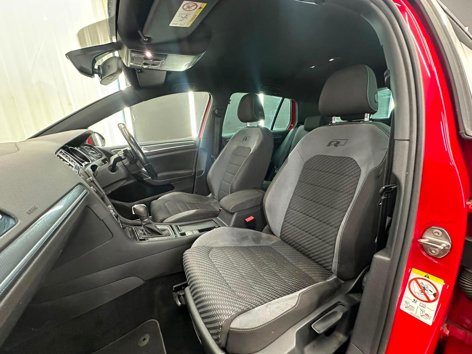 Volkswagen Golf view 29