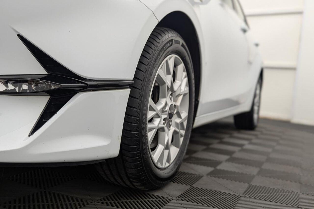 Kia Ceed view 43