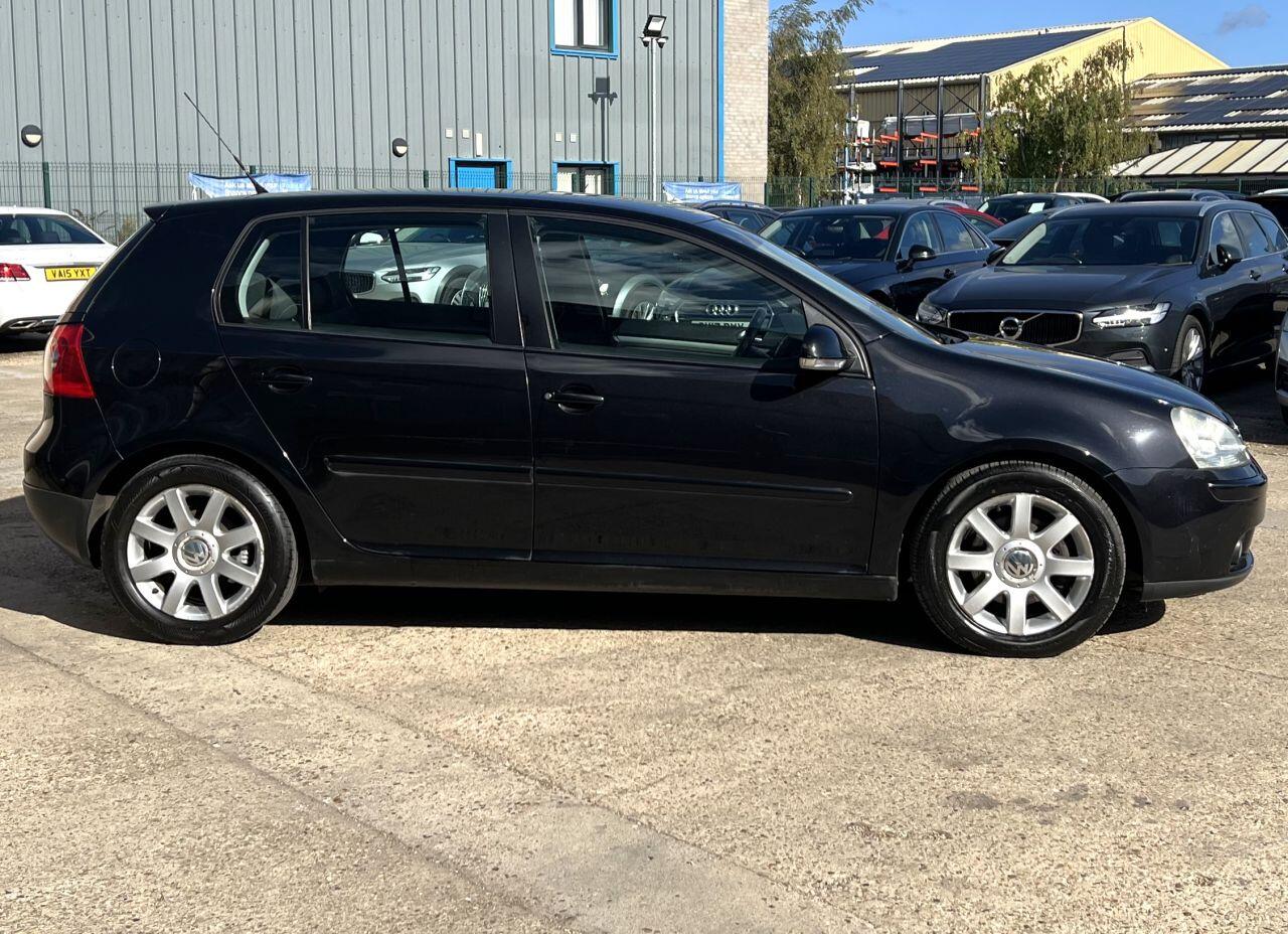 Volkswagen Golf view 7