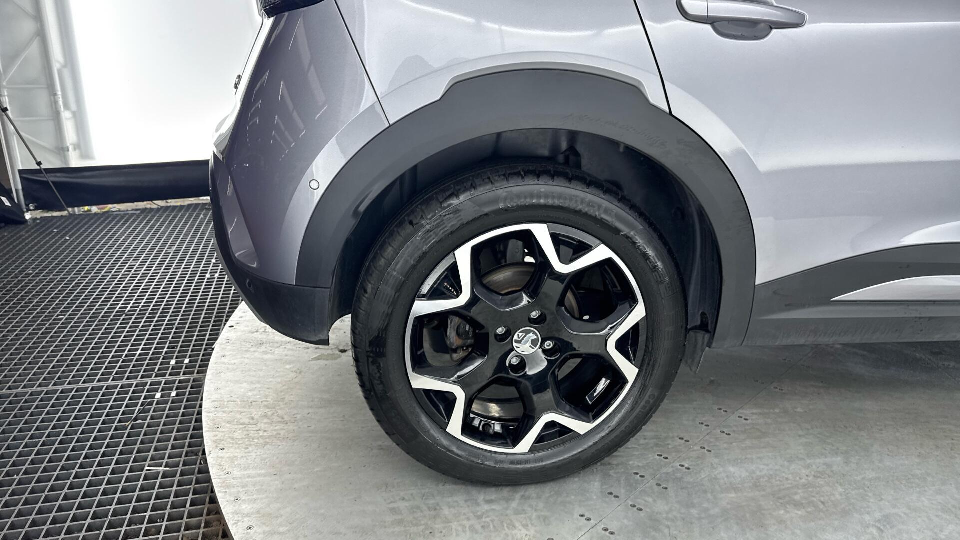 Vauxhall Mokka Electric view 19