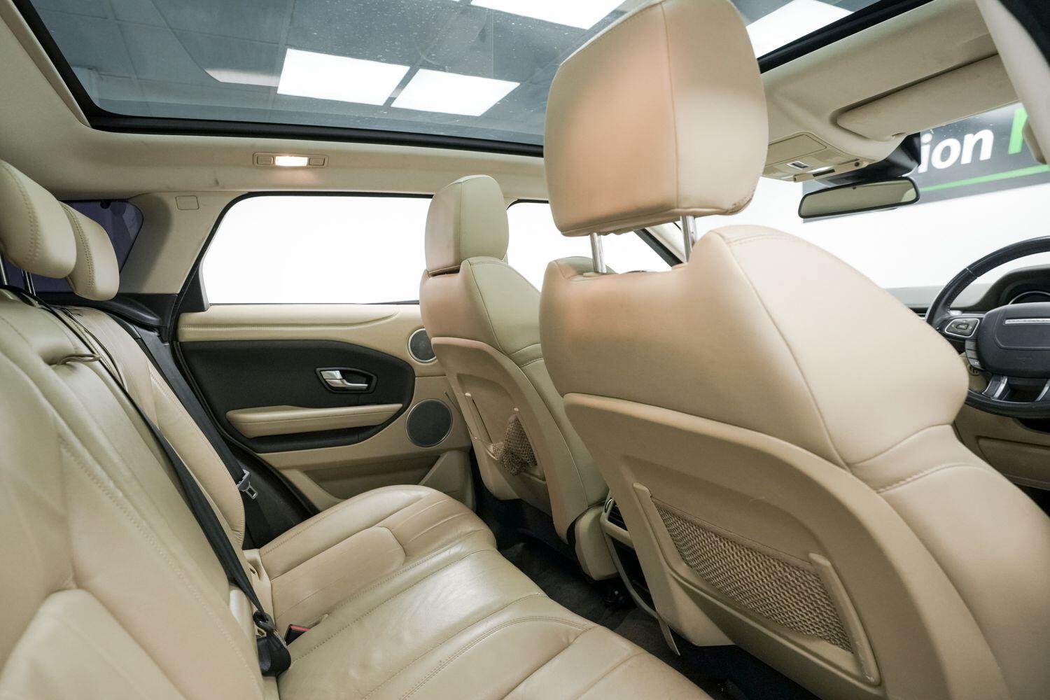 Land Rover Range Rover Evoque view 10
