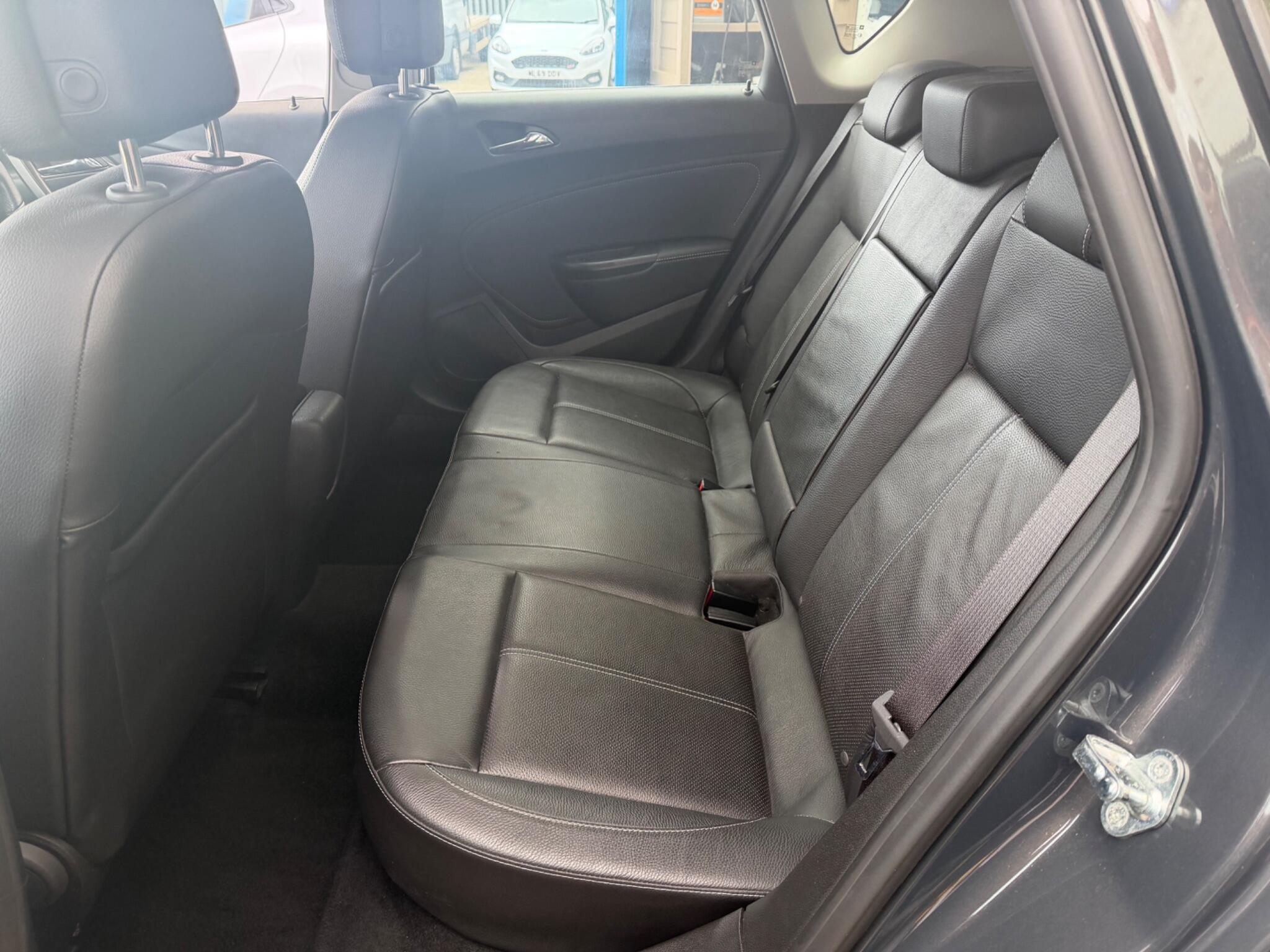 Vauxhall Astra view 20