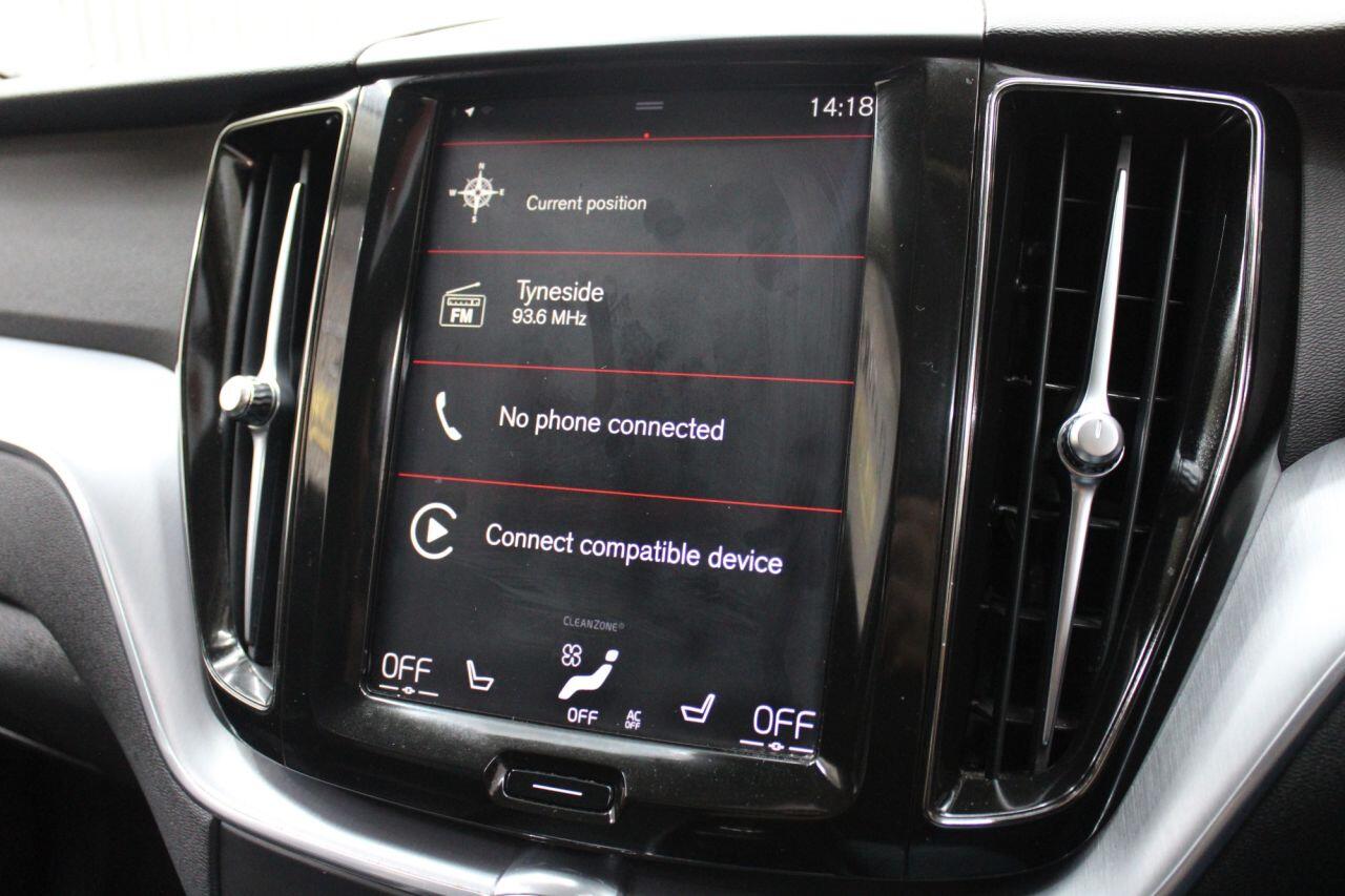 Volvo XC60 view 19