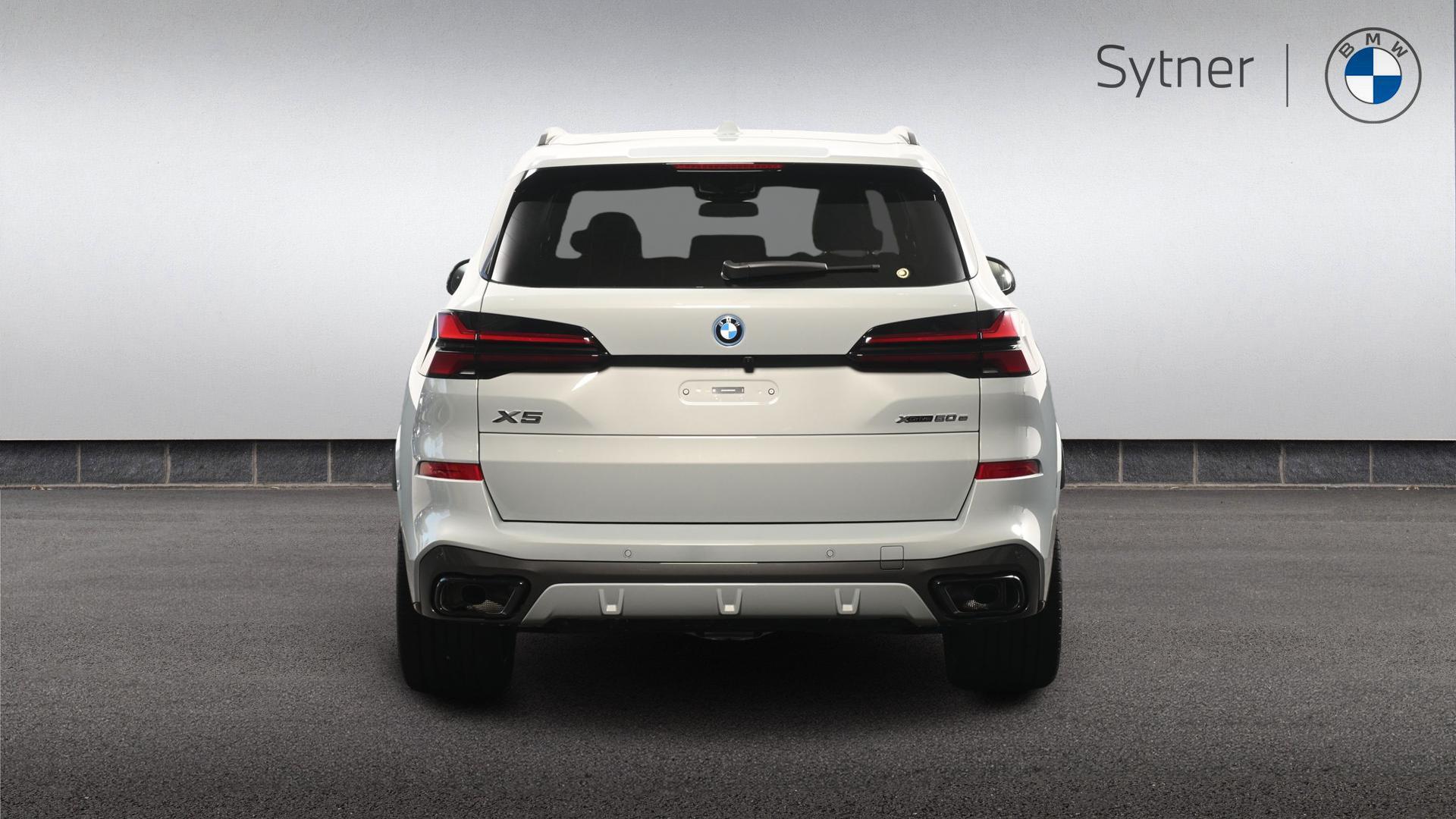 BMW X5 view 15