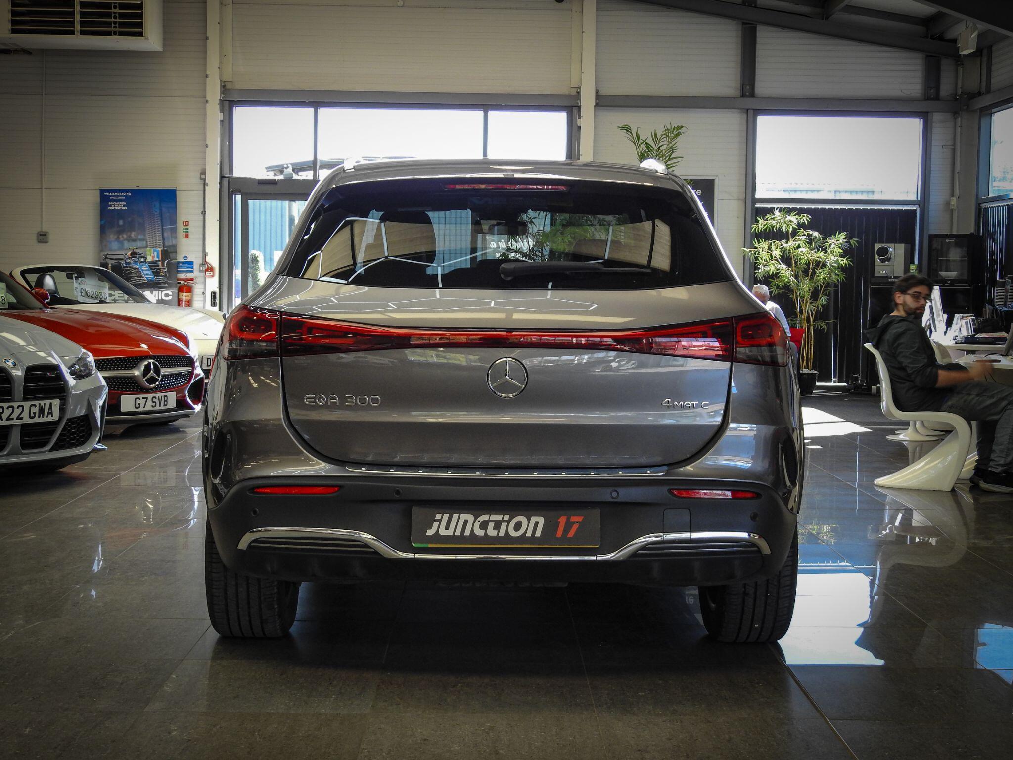 Mercedes-Benz Eqa view 15