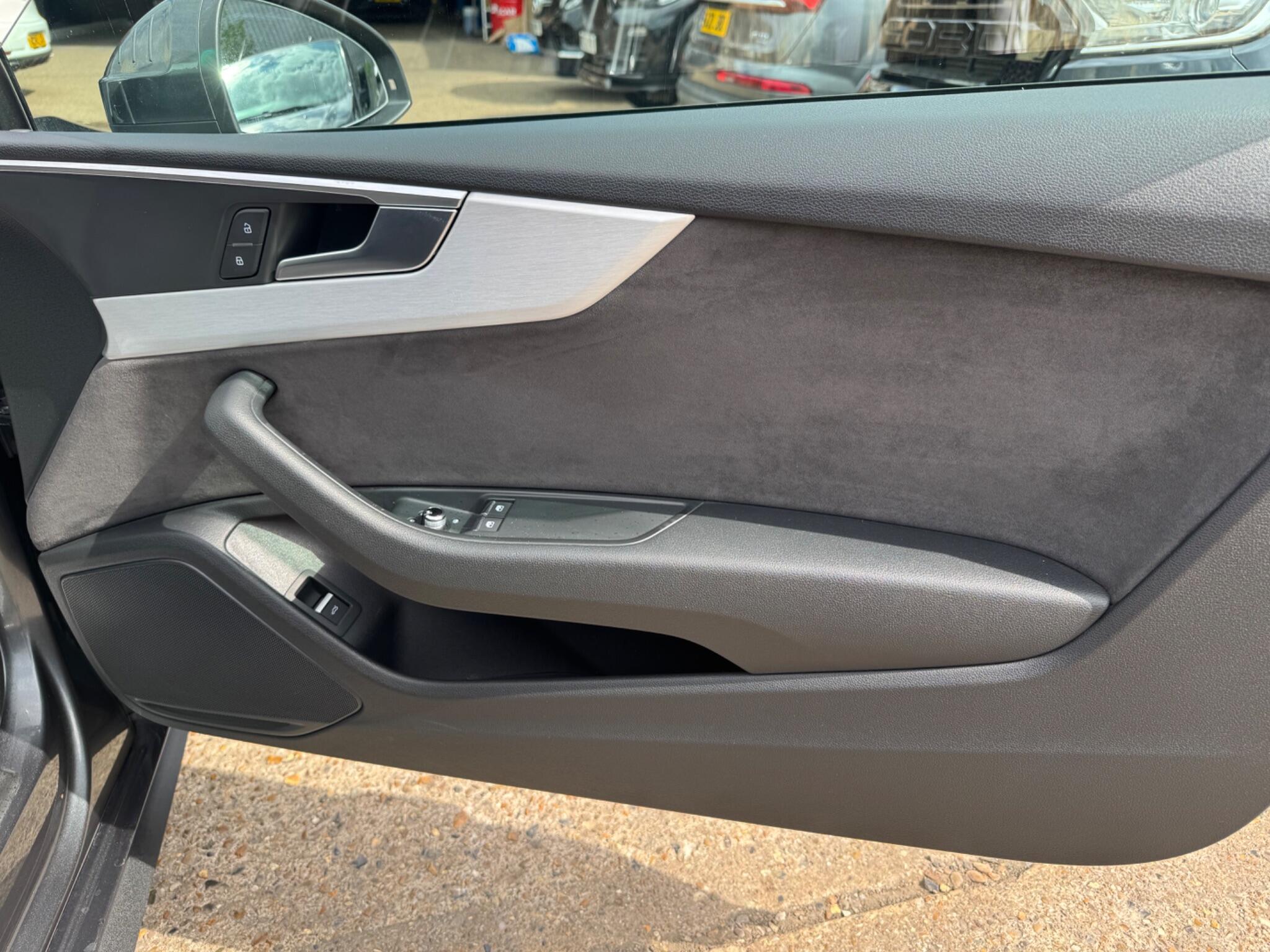 Audi A5 view 17