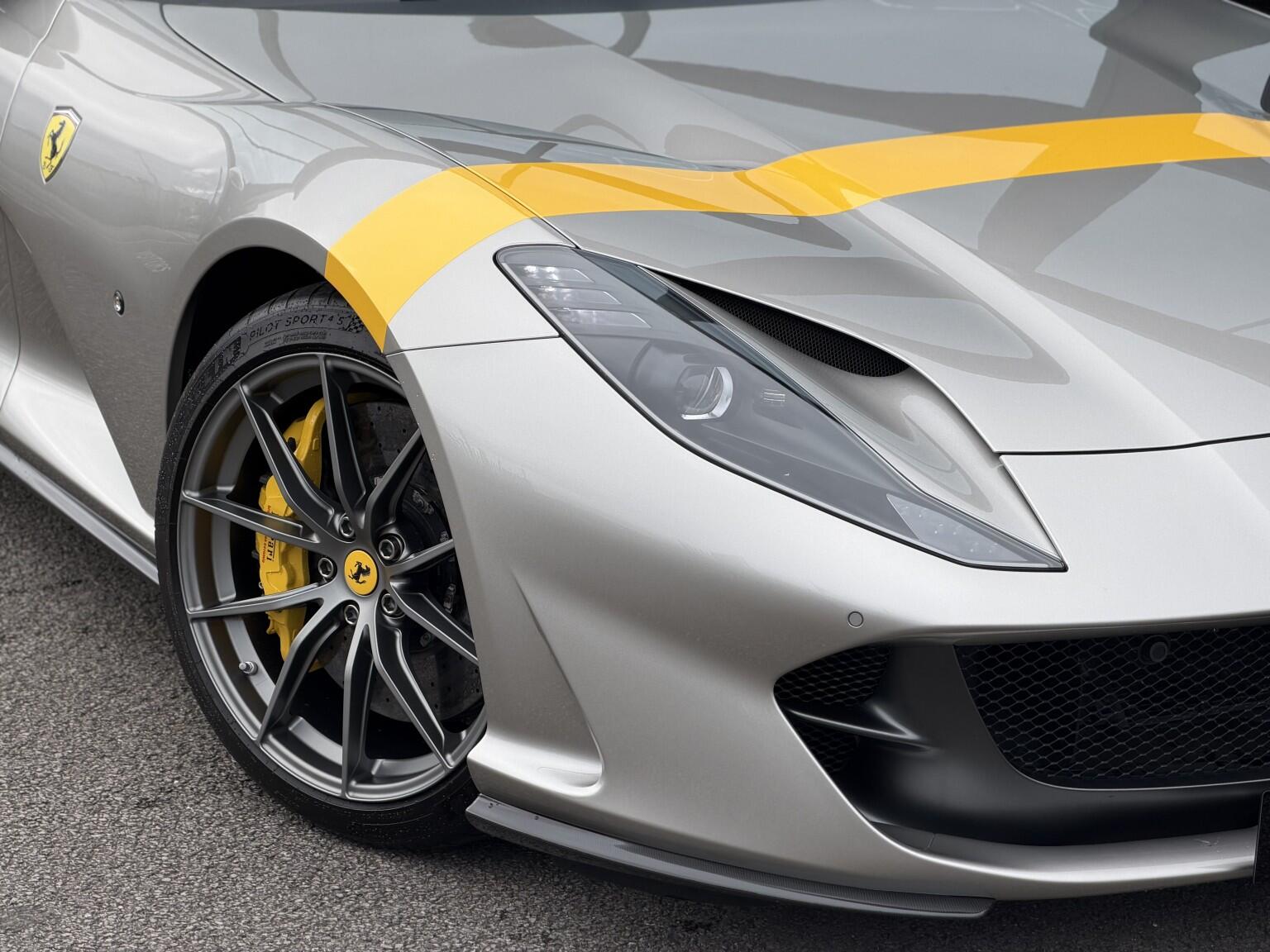 Ferrari 812 view 11
