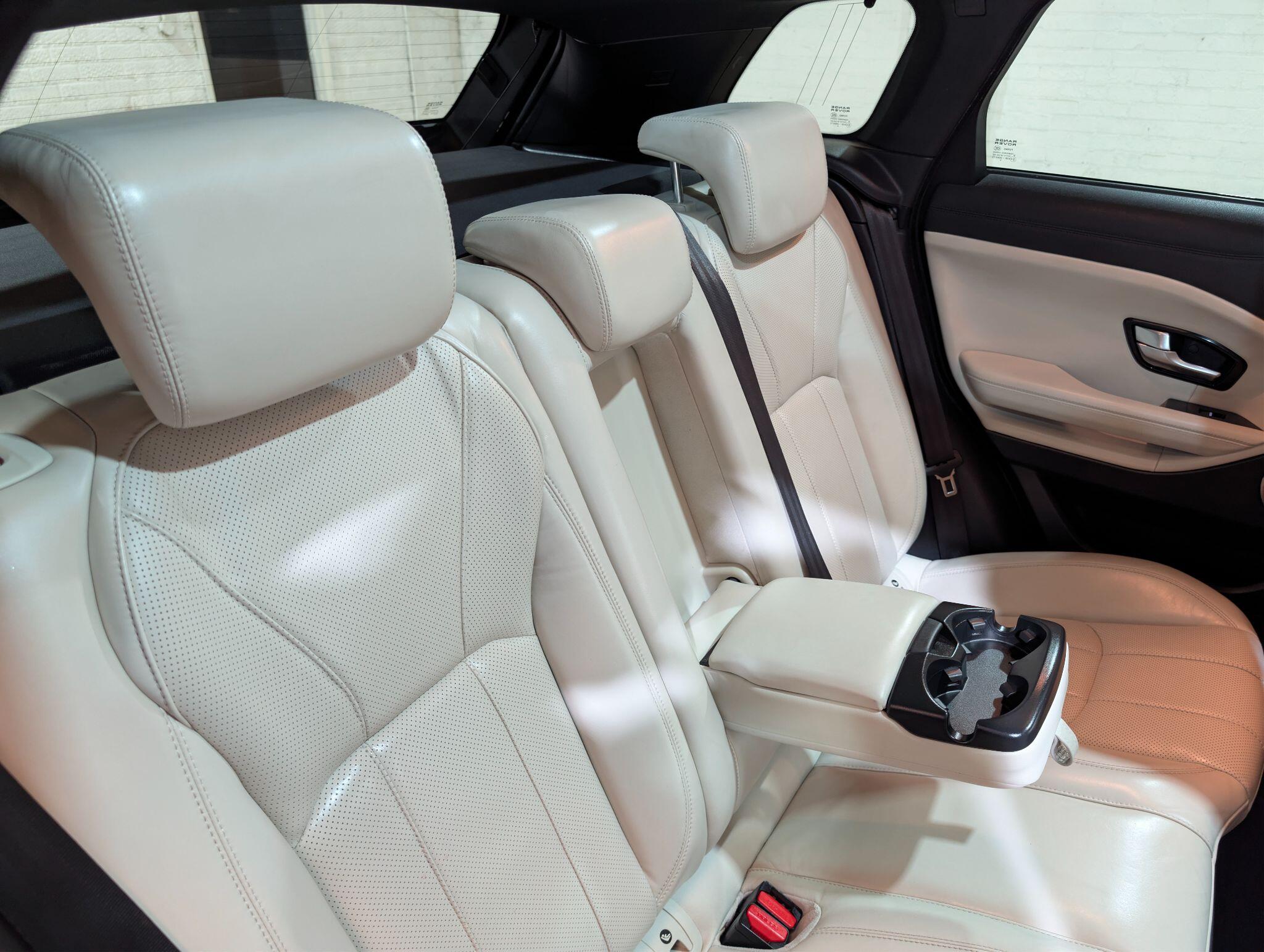 Land Rover Range Rover Evoque view 81