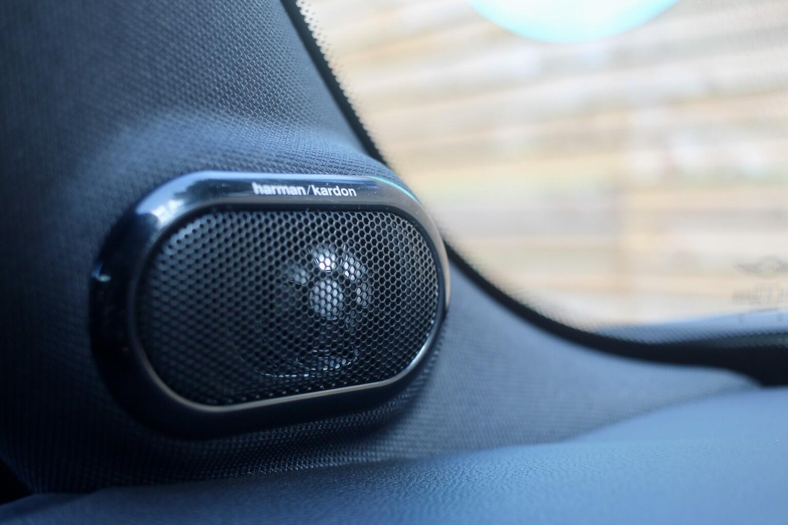 Mini Hatch view 17