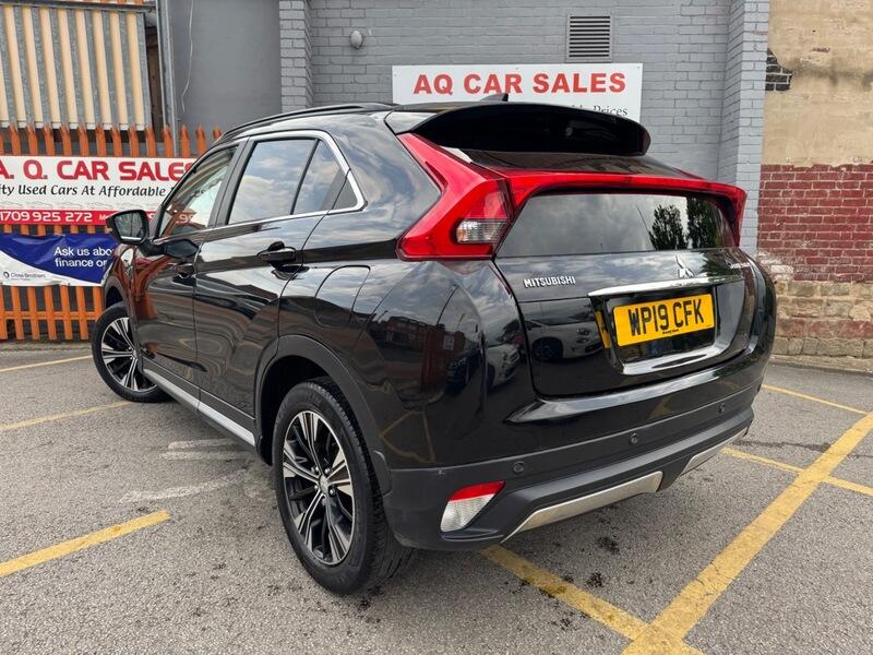 Mitsubishi Eclipse Cross view 5