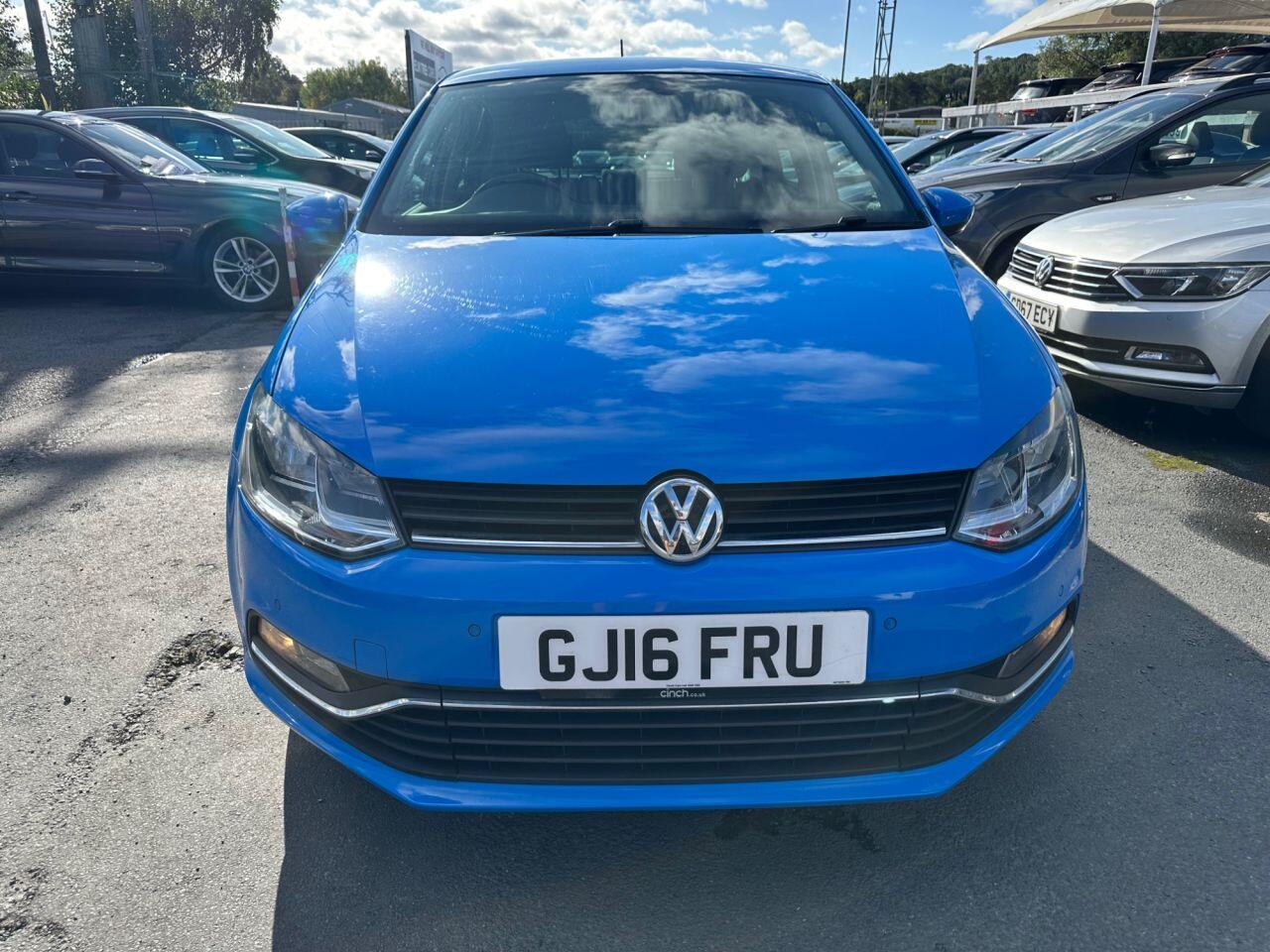 Volkswagen Polo view 7