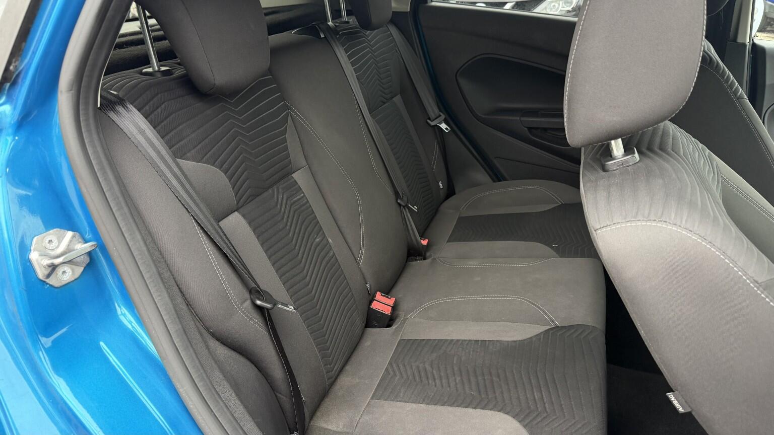 Ford Fiesta view 24