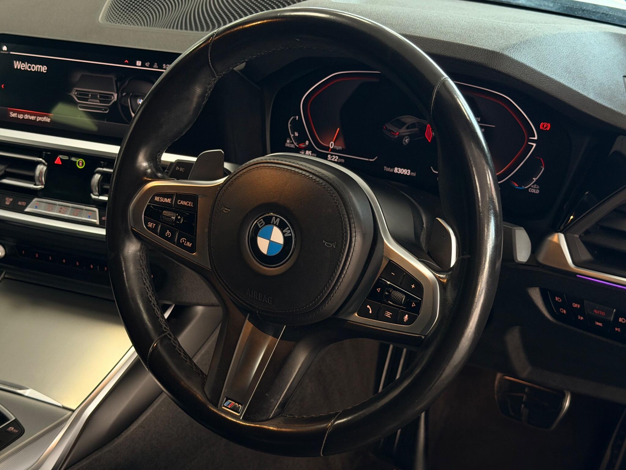 BMW 3 Series view 34