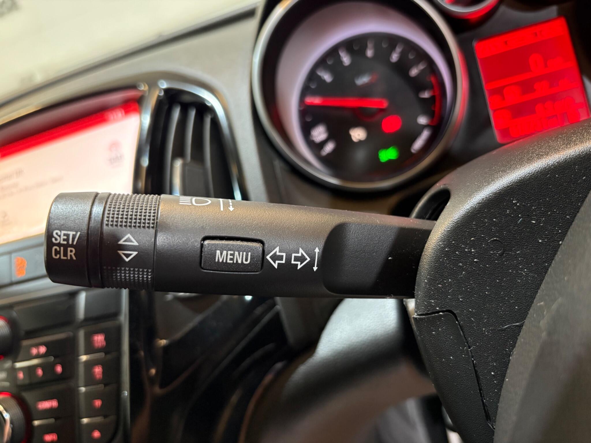 Vauxhall Astra GTC view 29