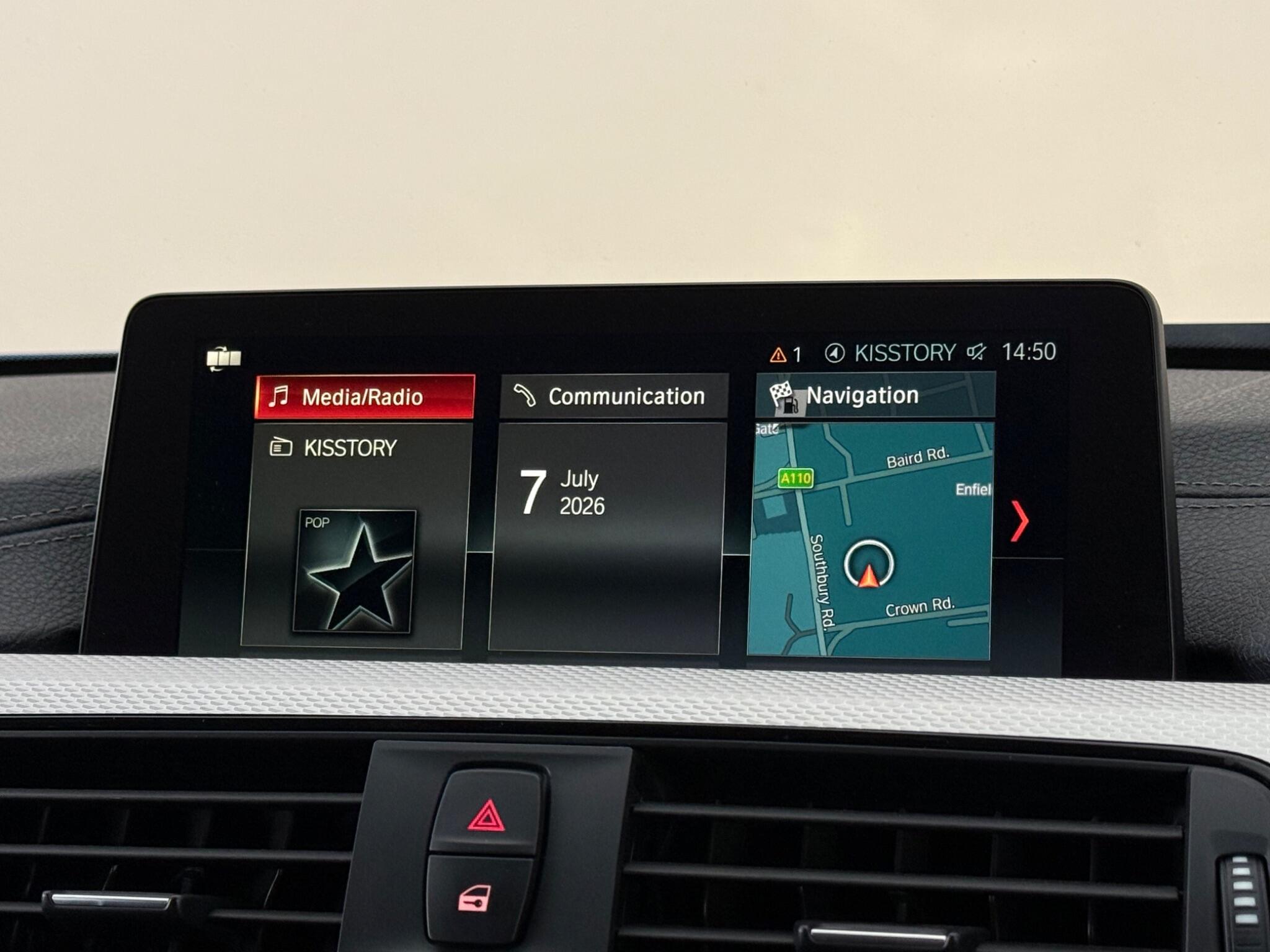 BMW 3 Series view 23