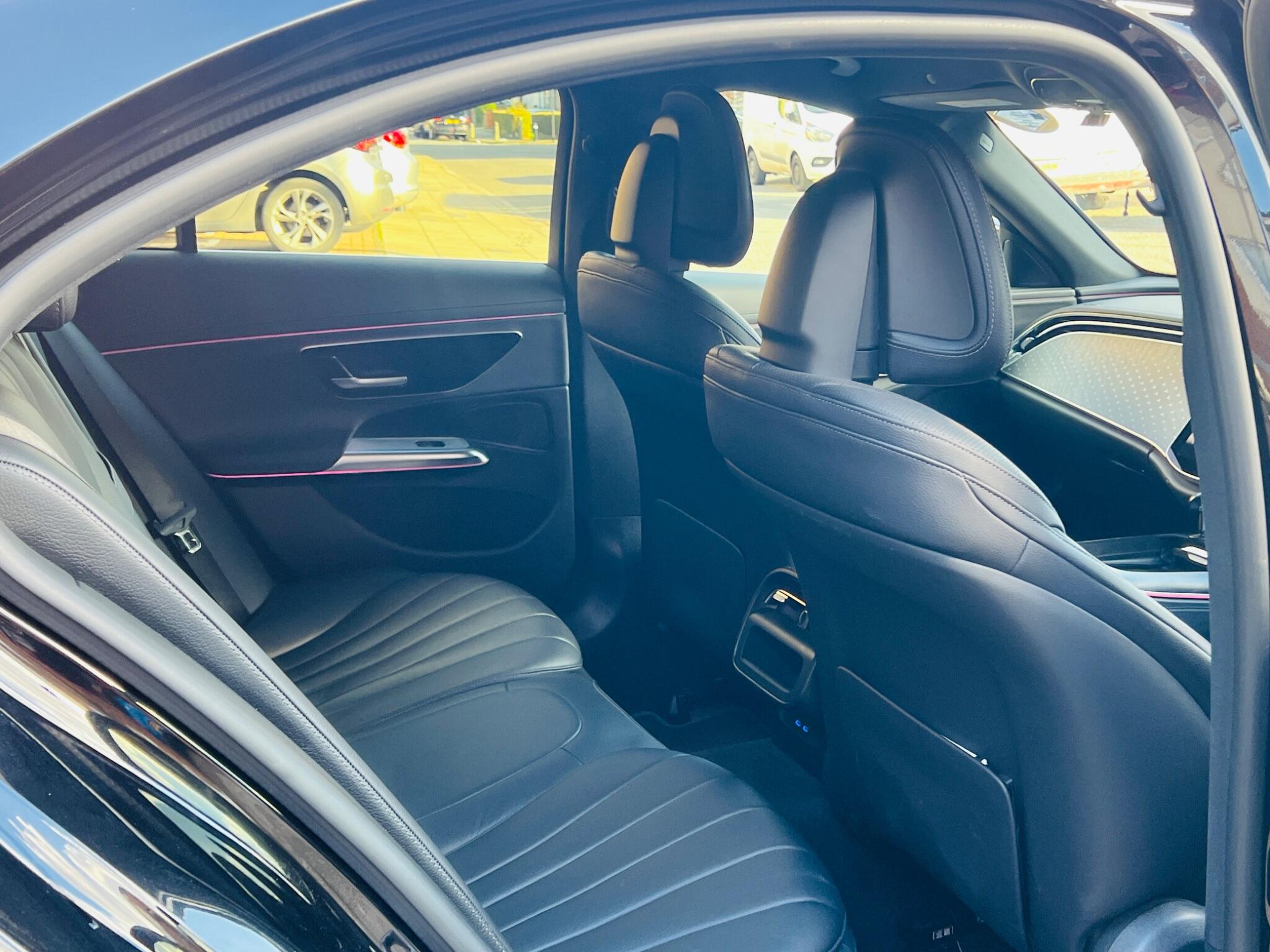 Mercedes-Benz E Class view 17