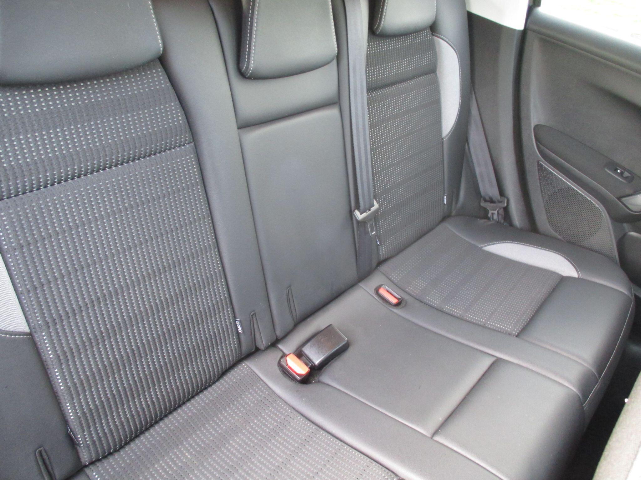 Peugeot 2008 view 25