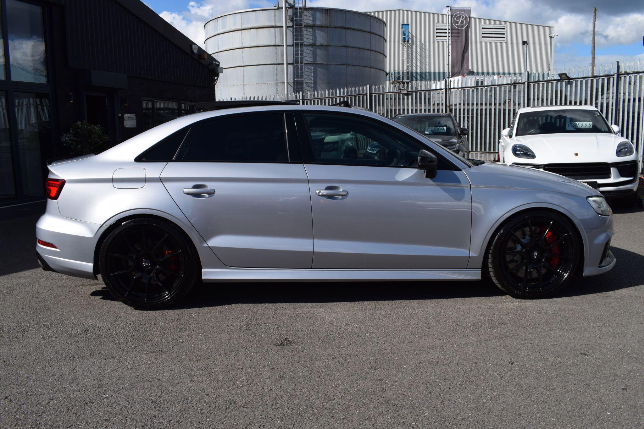 Audi RS3 view 4