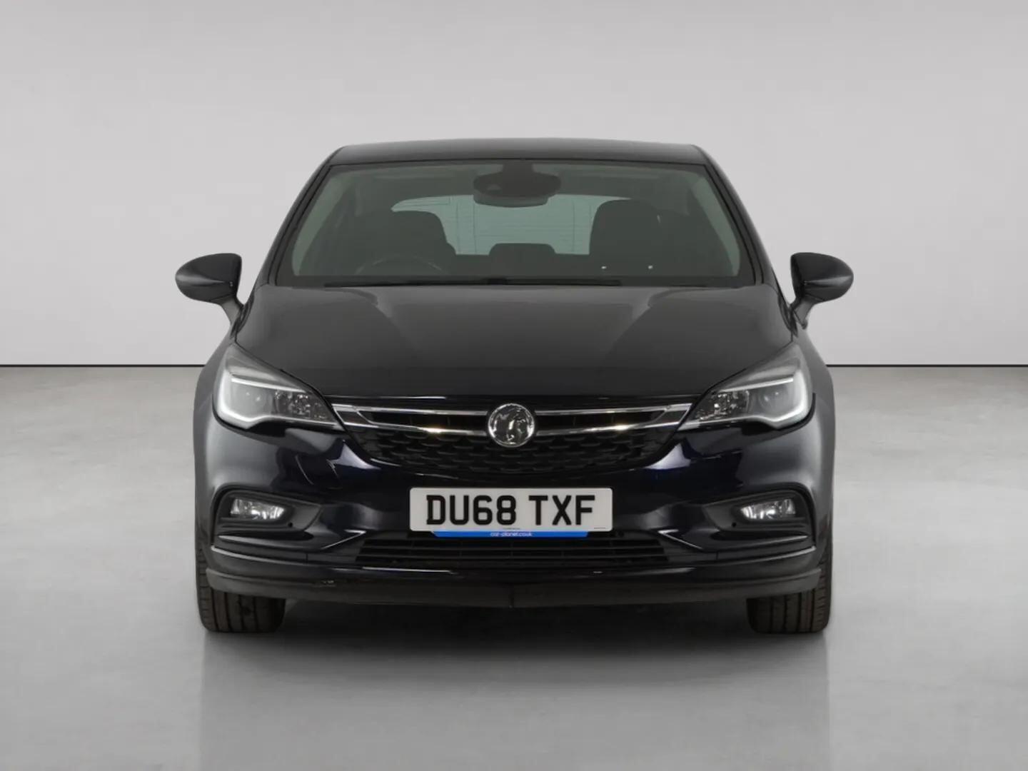 Vauxhall Astra view 5
