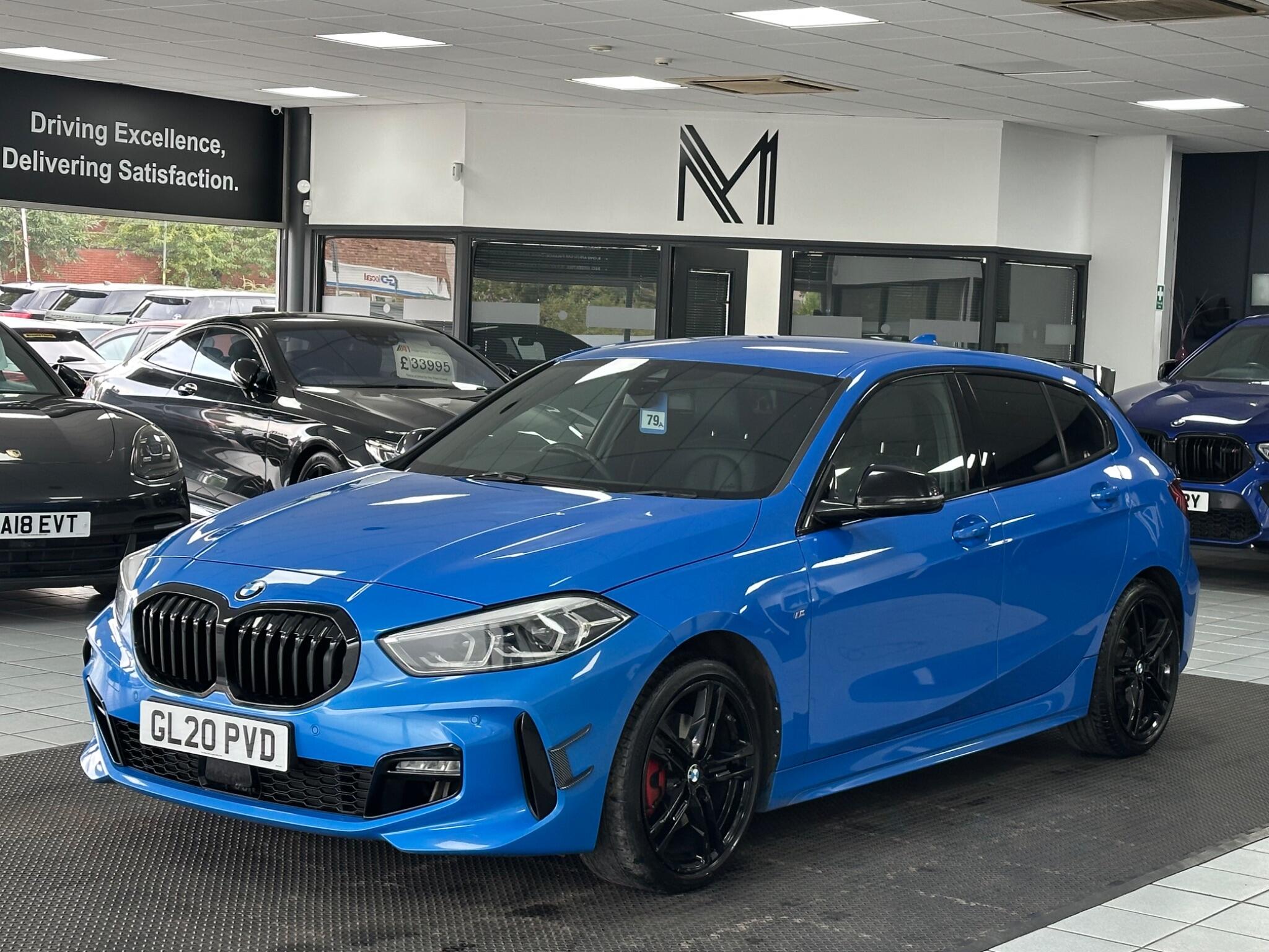 BMW 1 Series view 6
