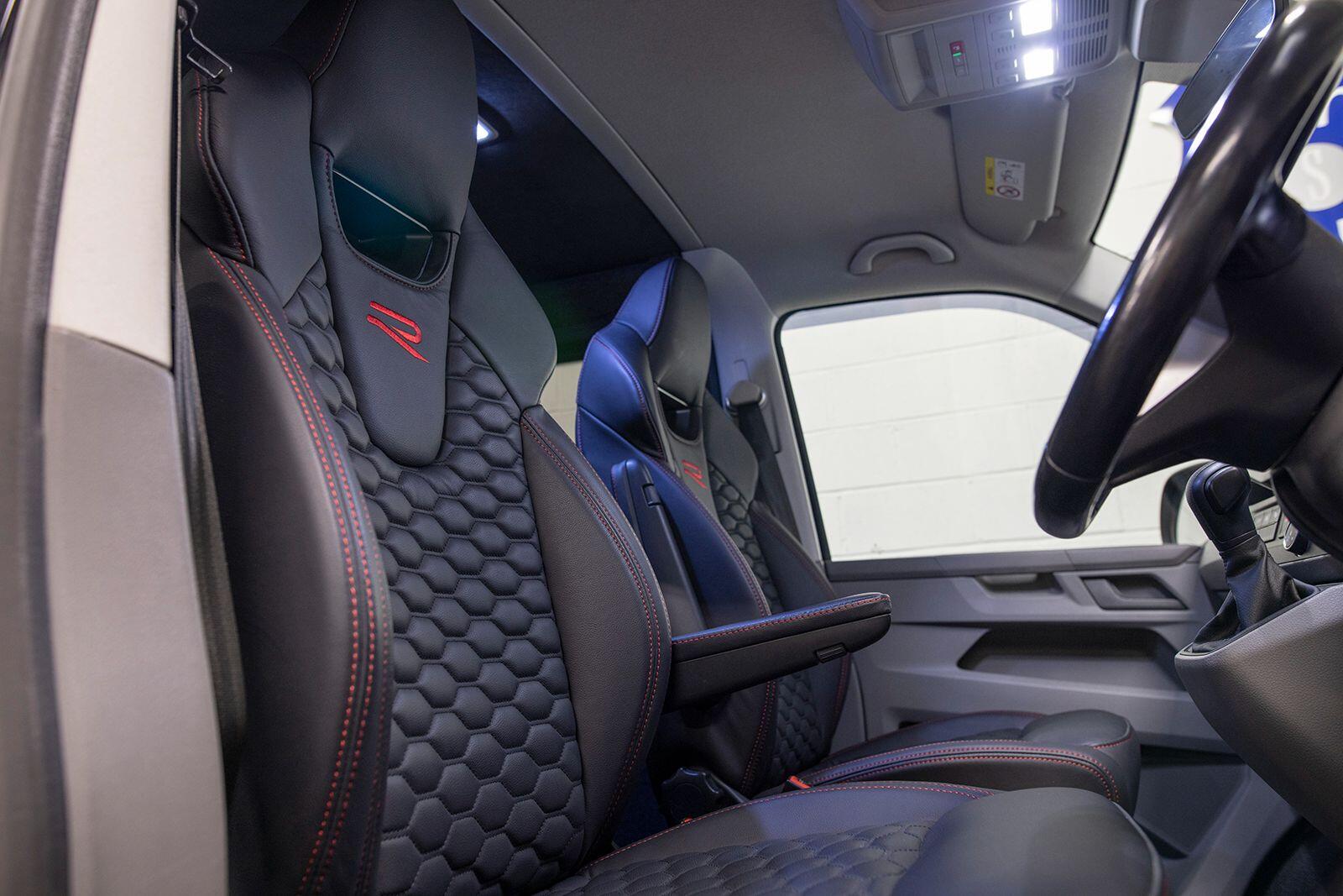 Volkswagen Transporter view 2