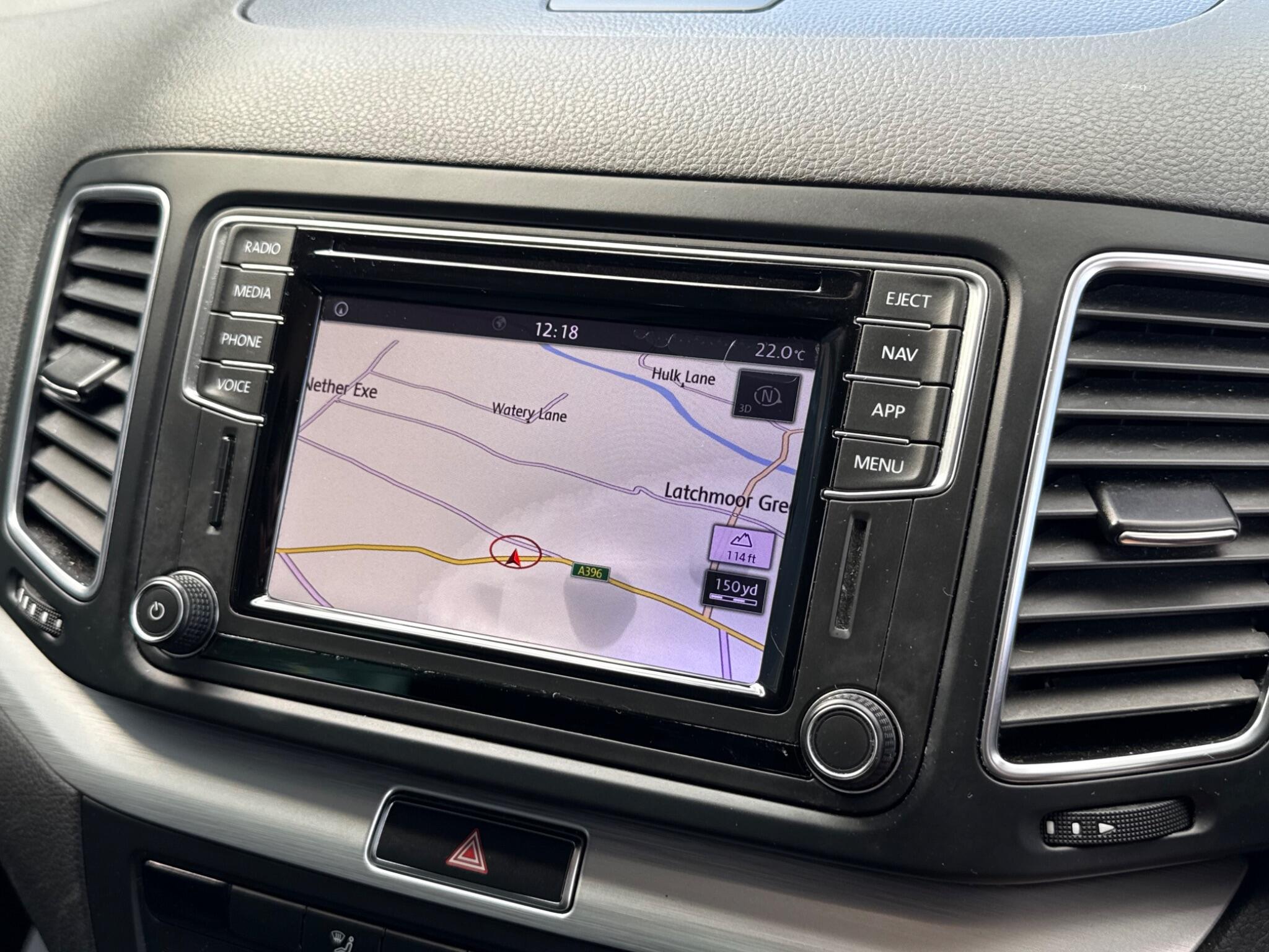 Volkswagen Sharan view 28
