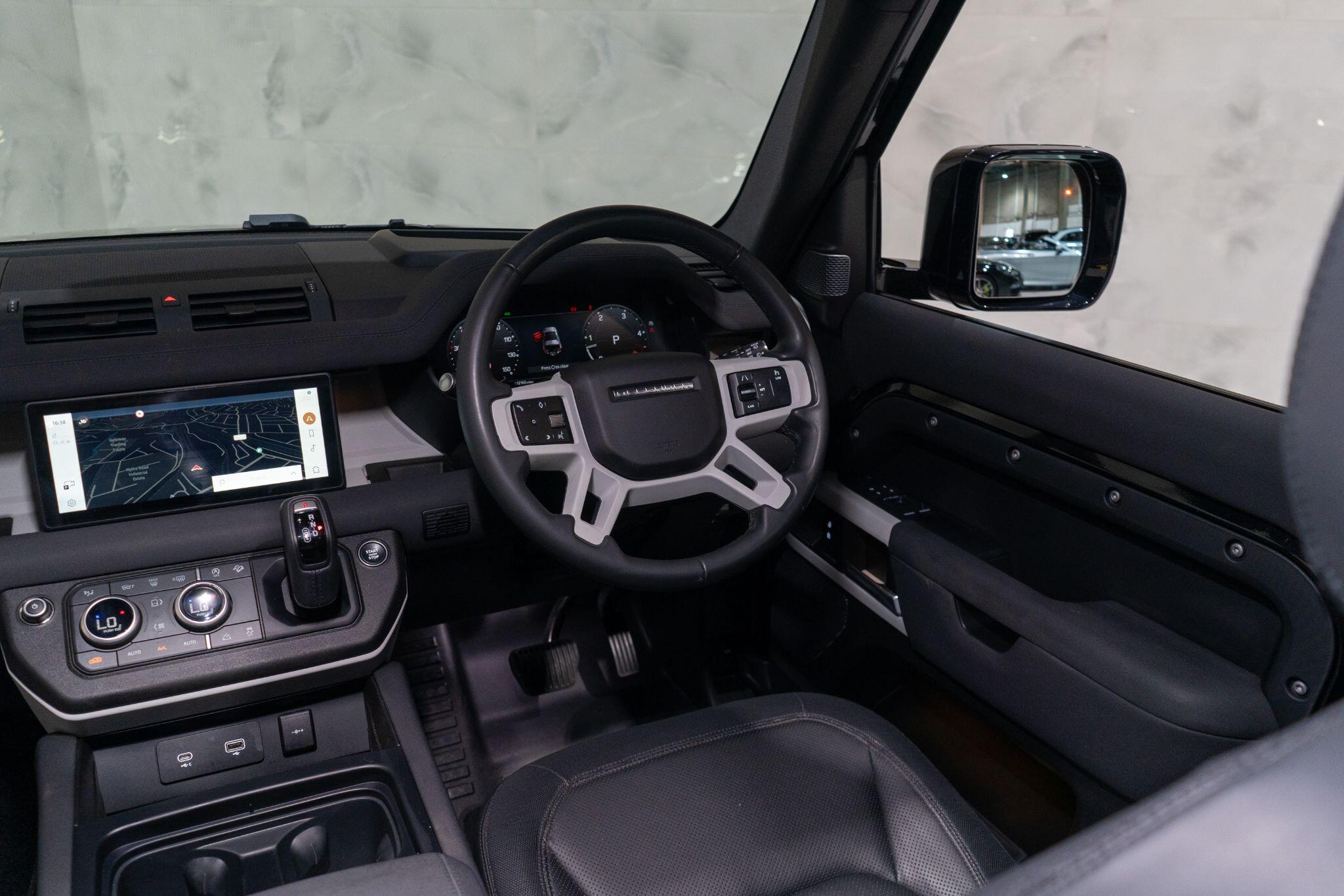 Land Rover Defender view 12
