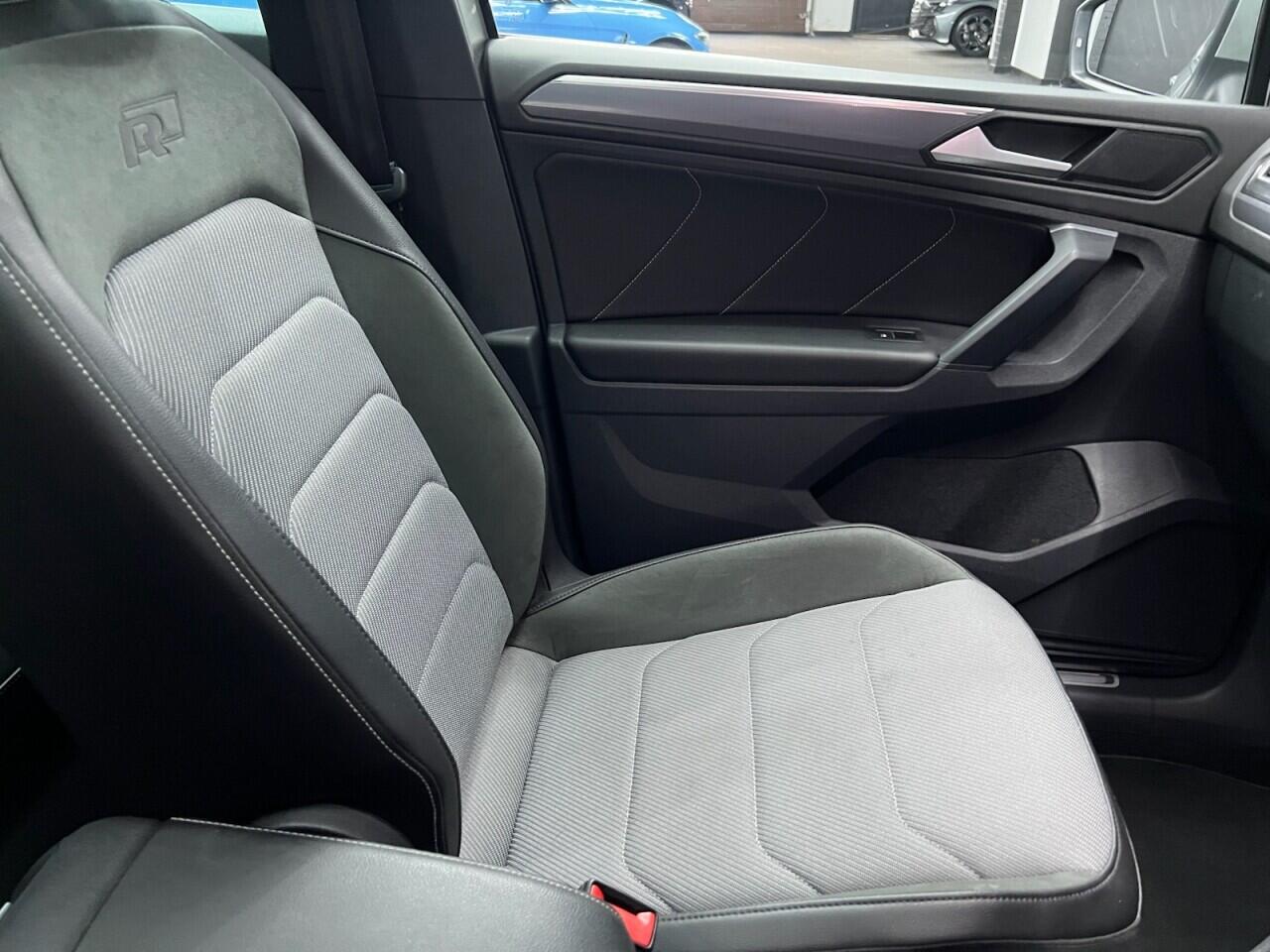 Volkswagen Tiguan view 35