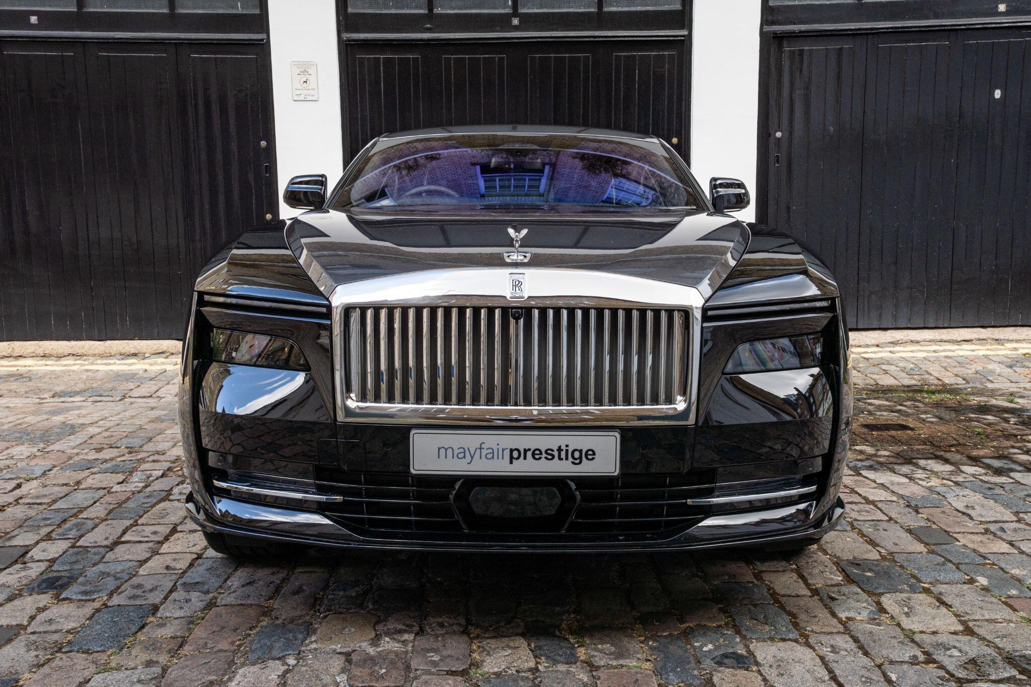 Rolls-Royce Spectre view 13