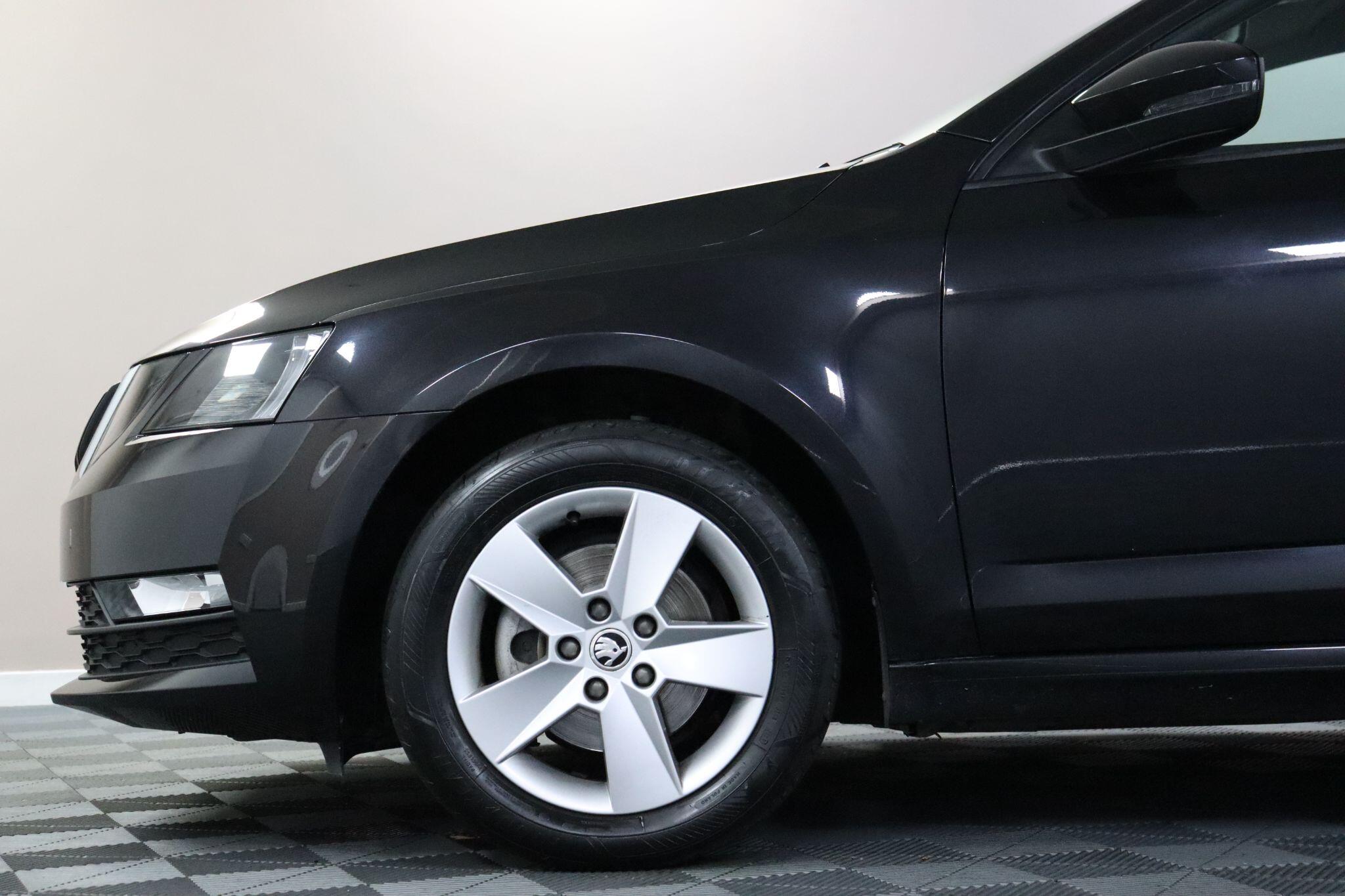 Skoda Octavia view 27
