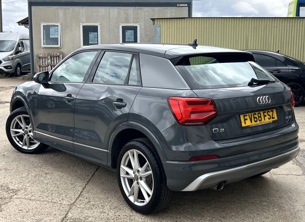 Audi Q2 view 4