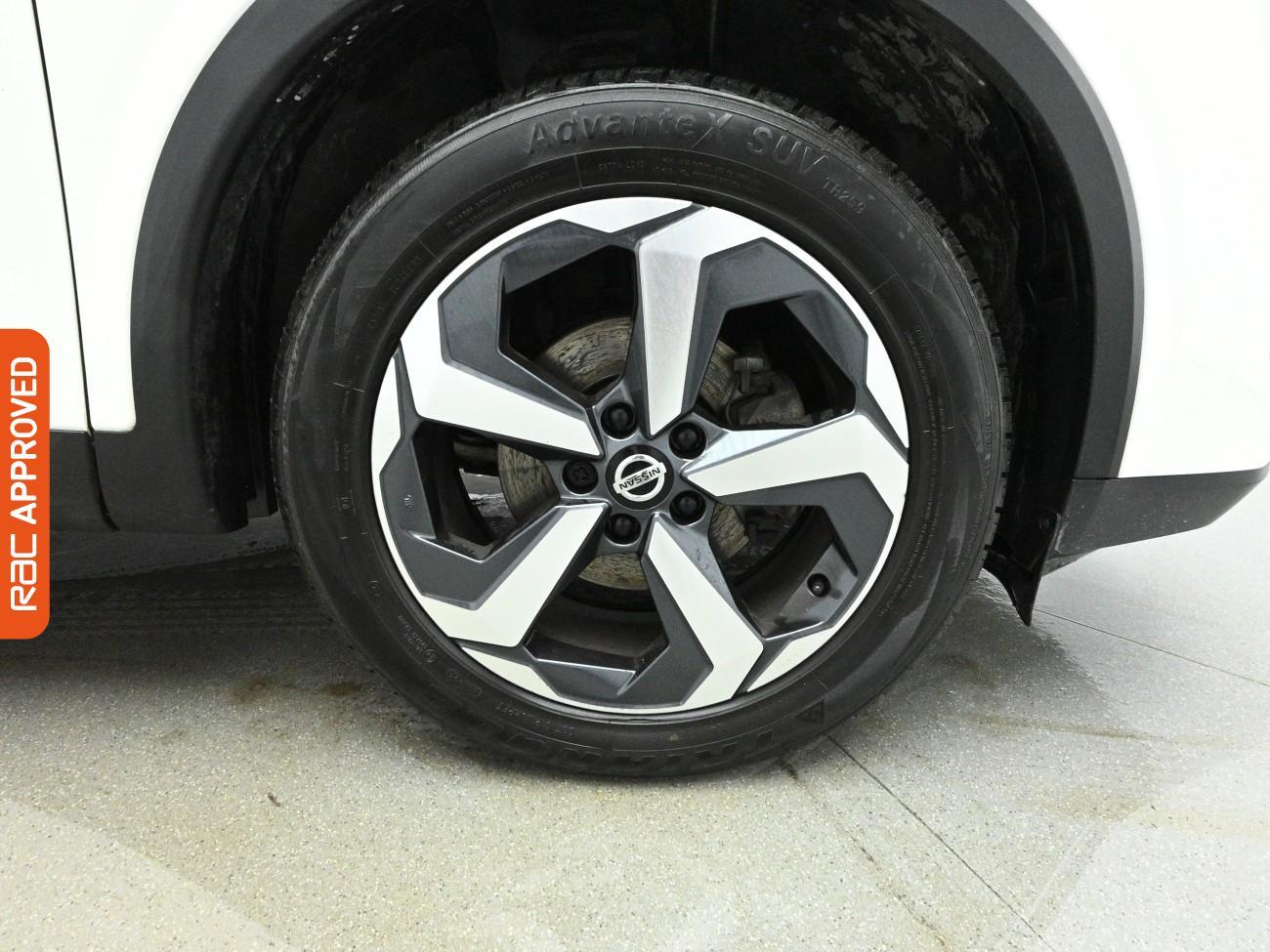 Nissan Qashqai view 25