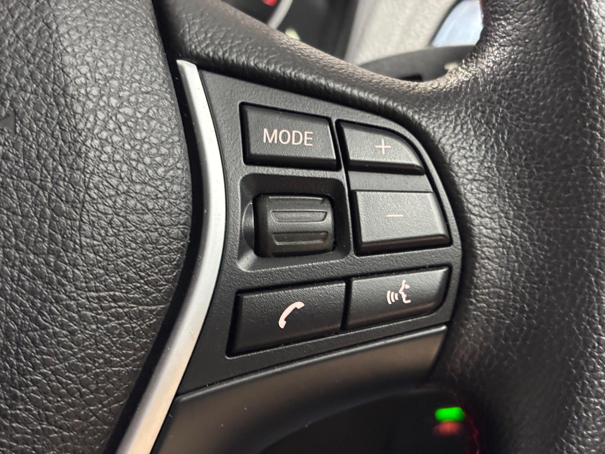 BMW 1 Series view 35
