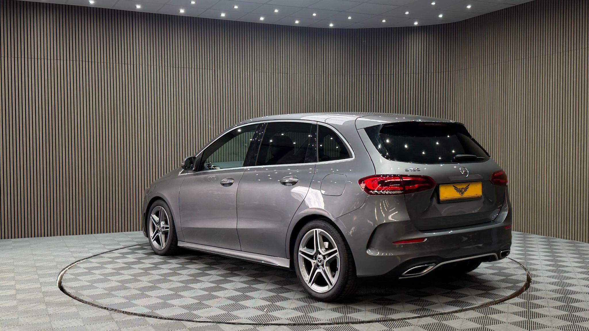 Mercedes-Benz B-Class view 42