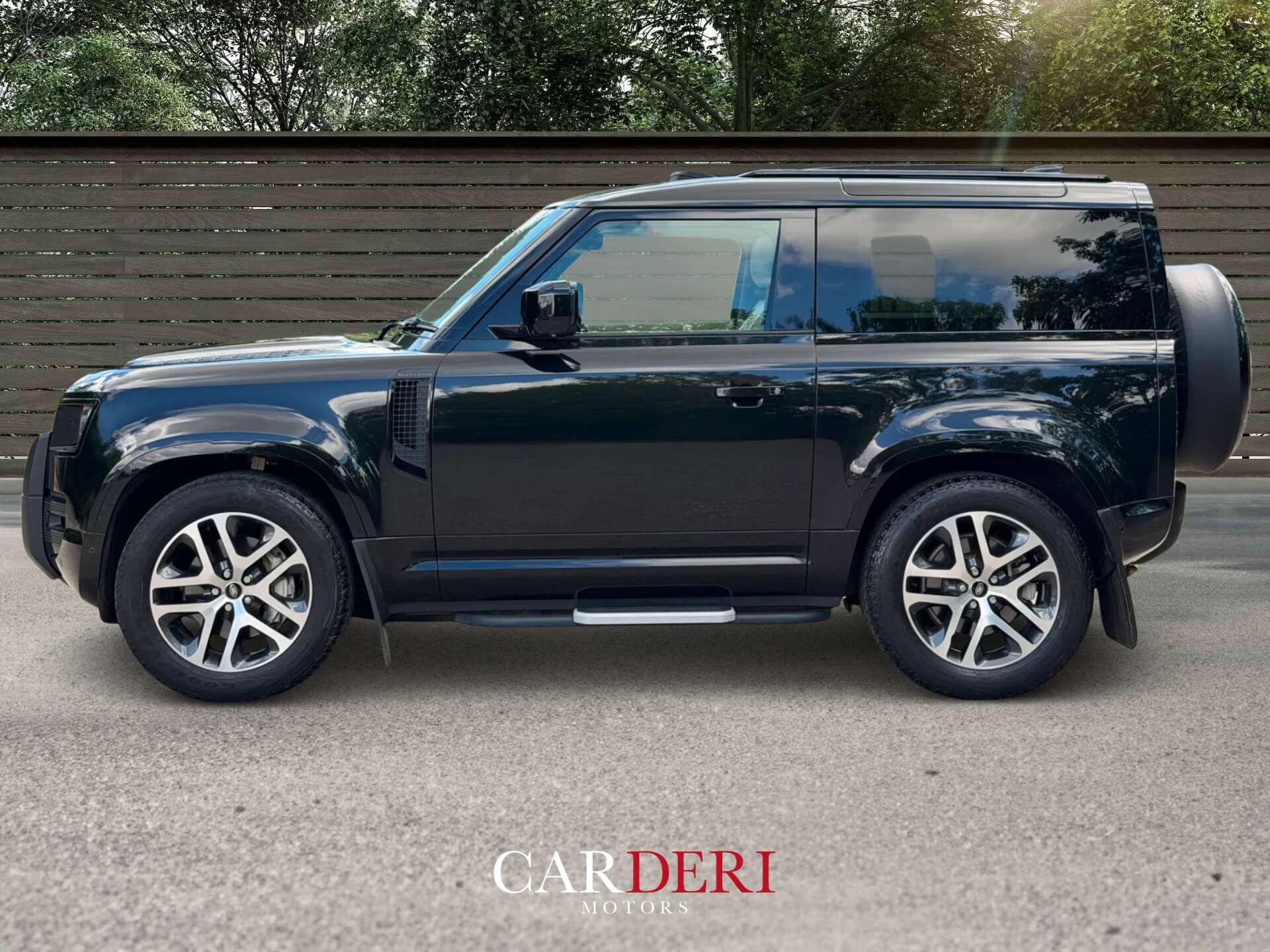 Land Rover Defender view 15