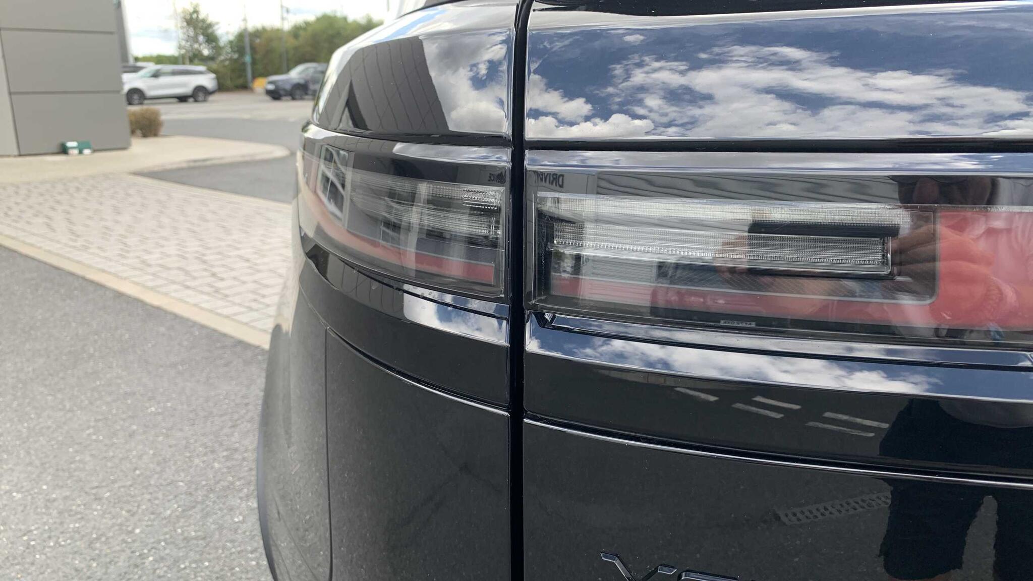 Land Rover Range Rover Velar view 20