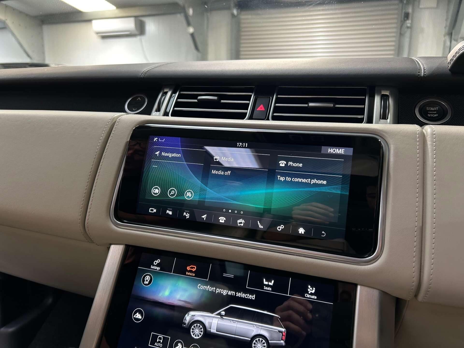 Land Rover Range Rover view 27