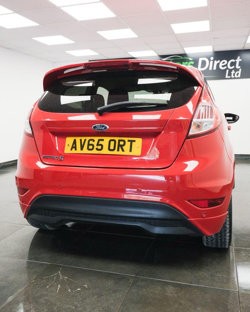Ford Fiesta view 8