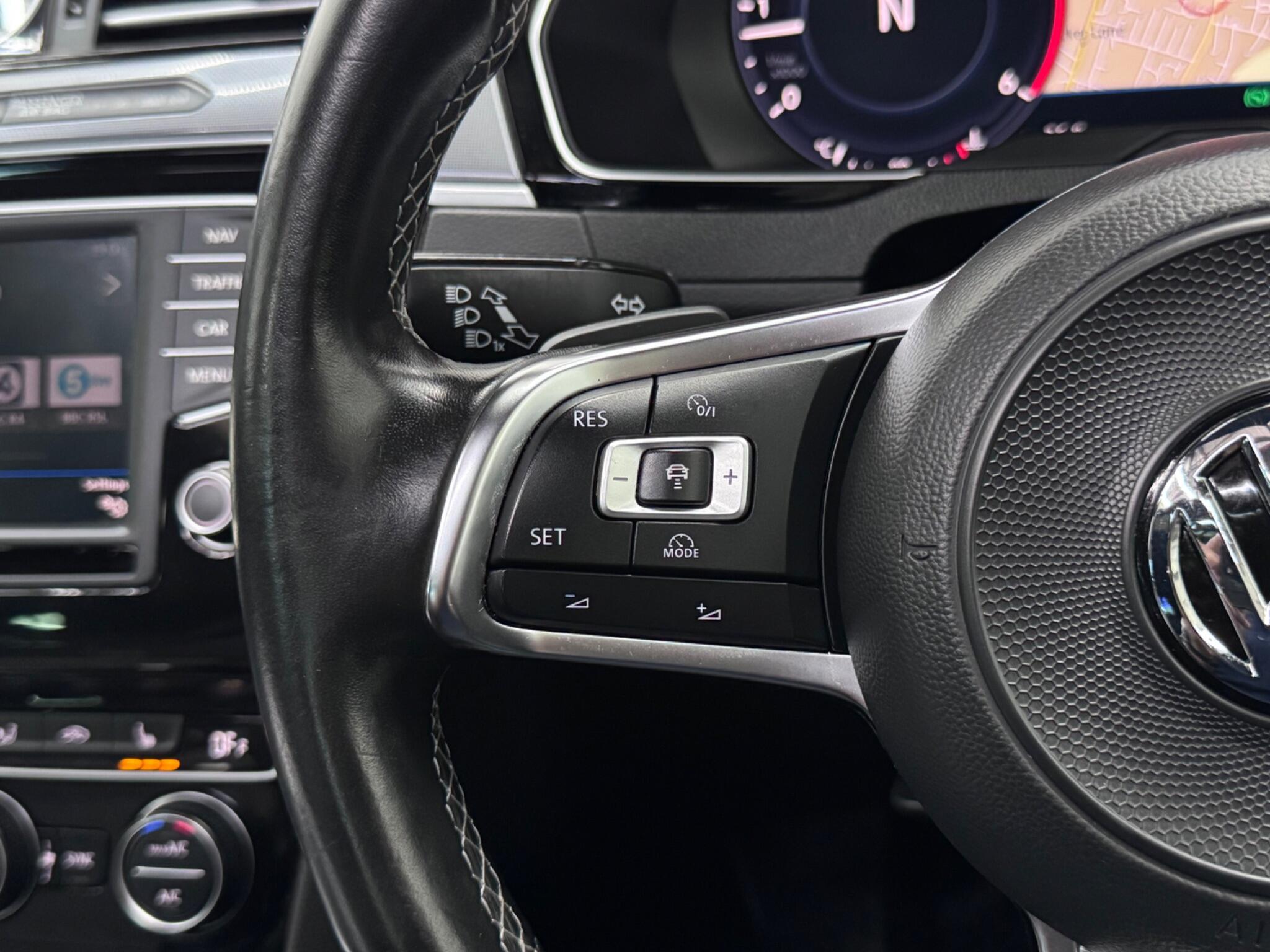 Volkswagen Passat view 53