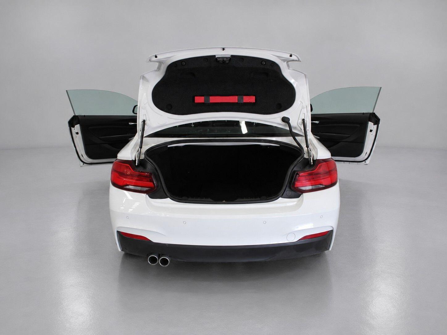 BMW 2 Series view 21
