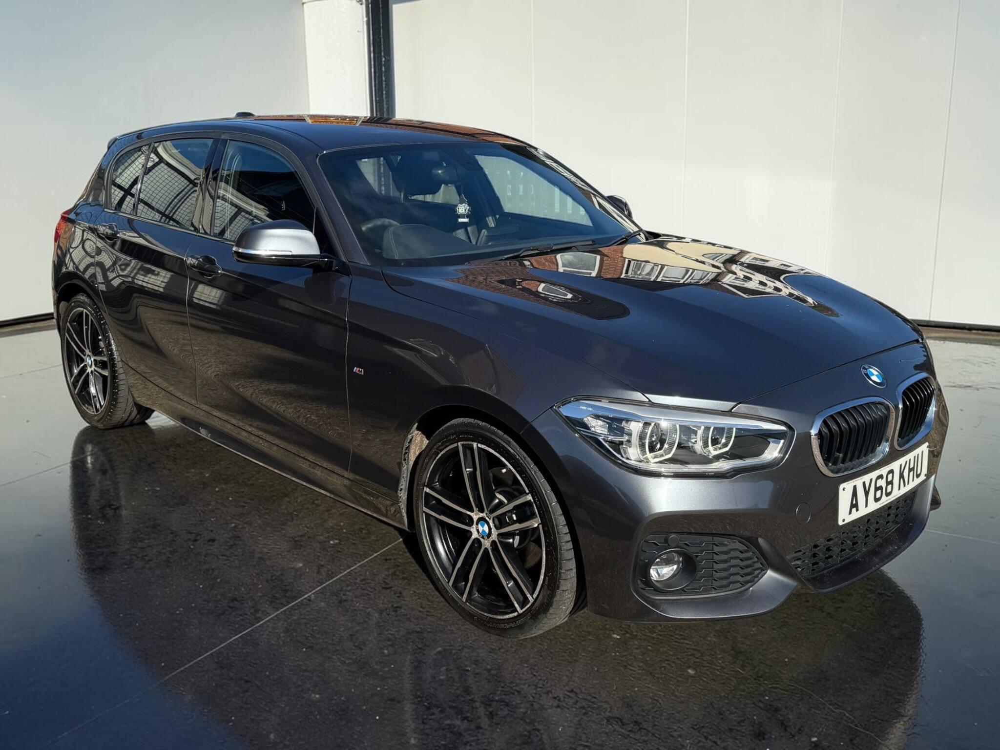 BMW 1 Series view 11