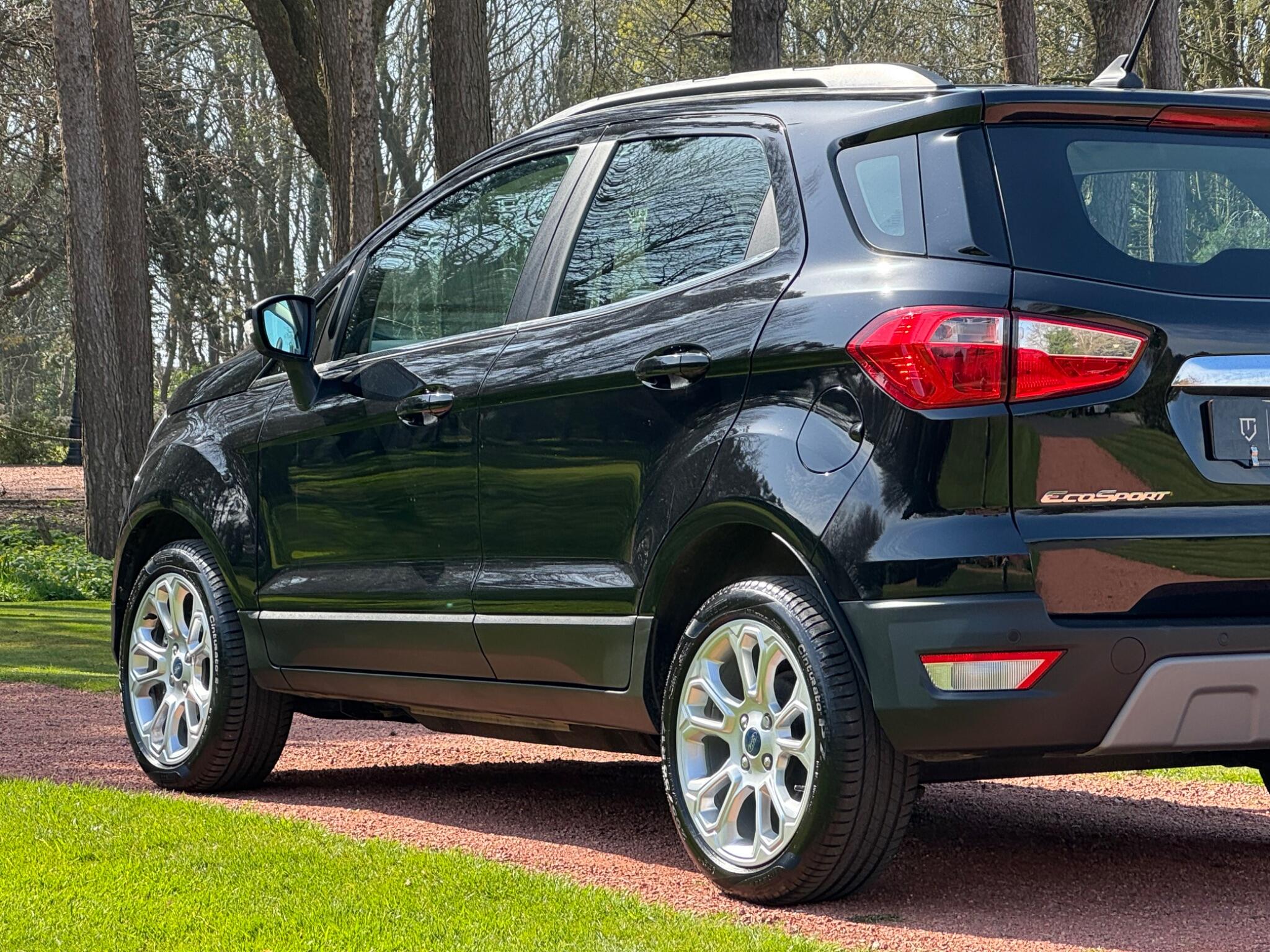 Ford Ecosport view 33
