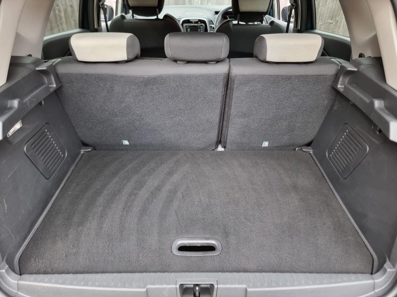 Renault Captur view 40