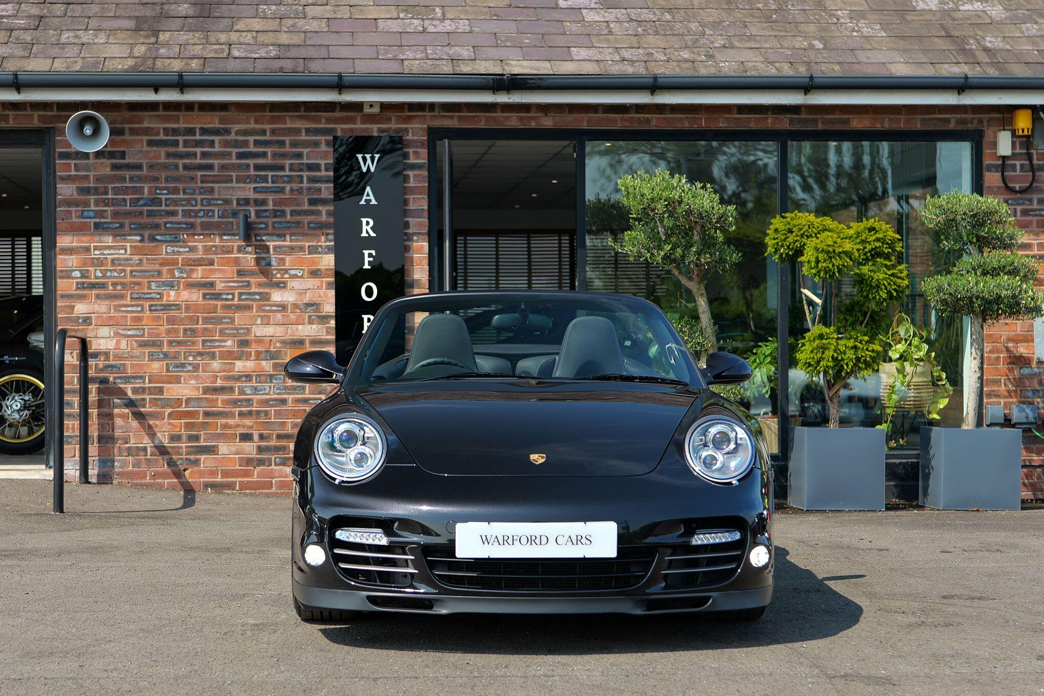 Porsche 911 view 2