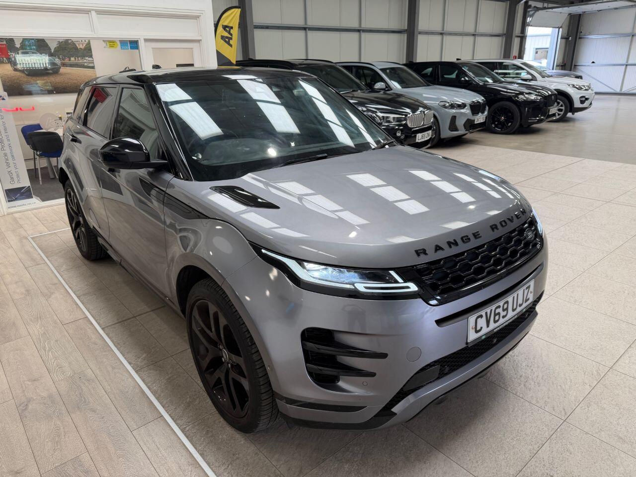 Land Rover Range Rover Evoque view 9