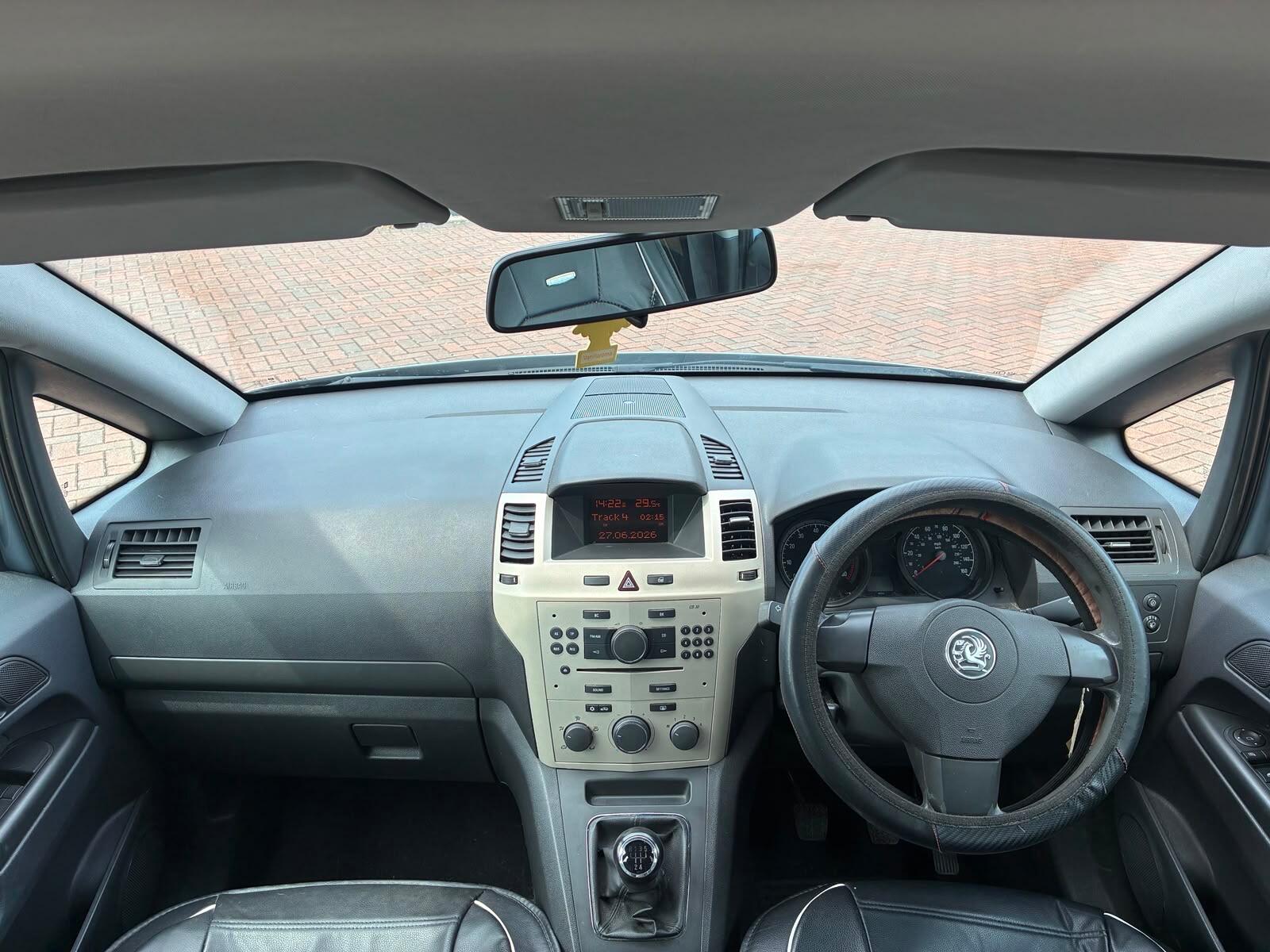 Vauxhall Zafira view 19