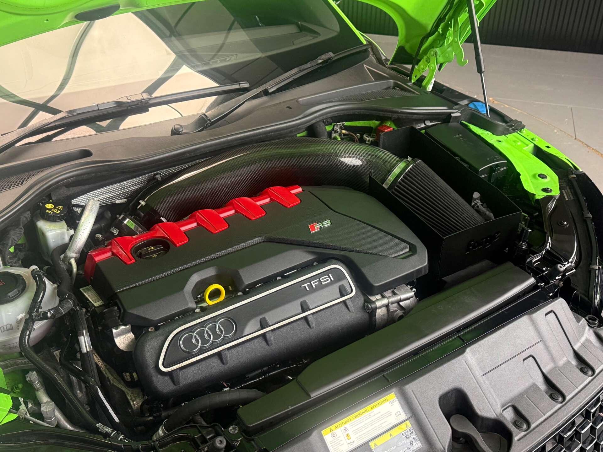 Audi TT RS view 35