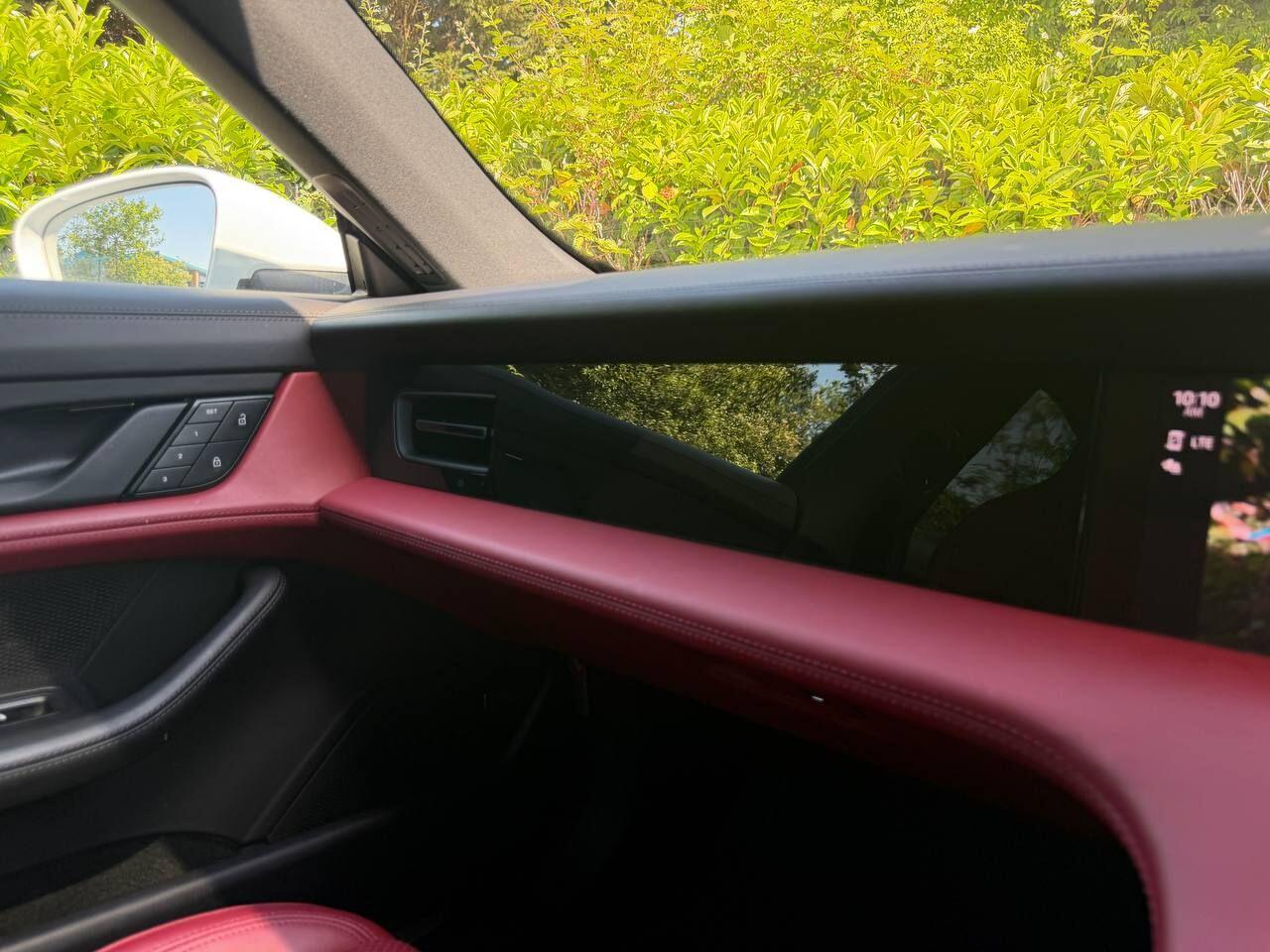 Porsche Taycan view 49