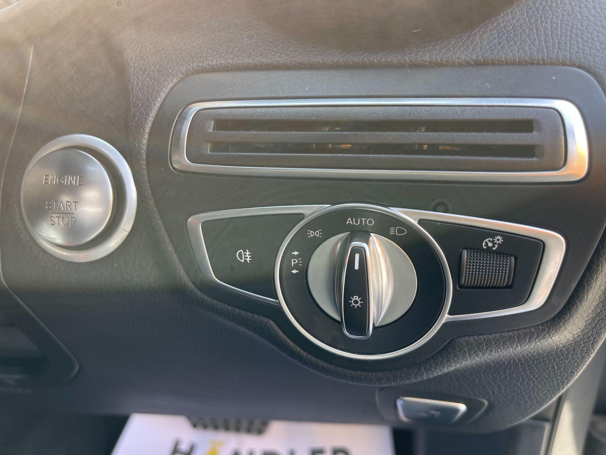 Mercedes-Benz GLC view 38